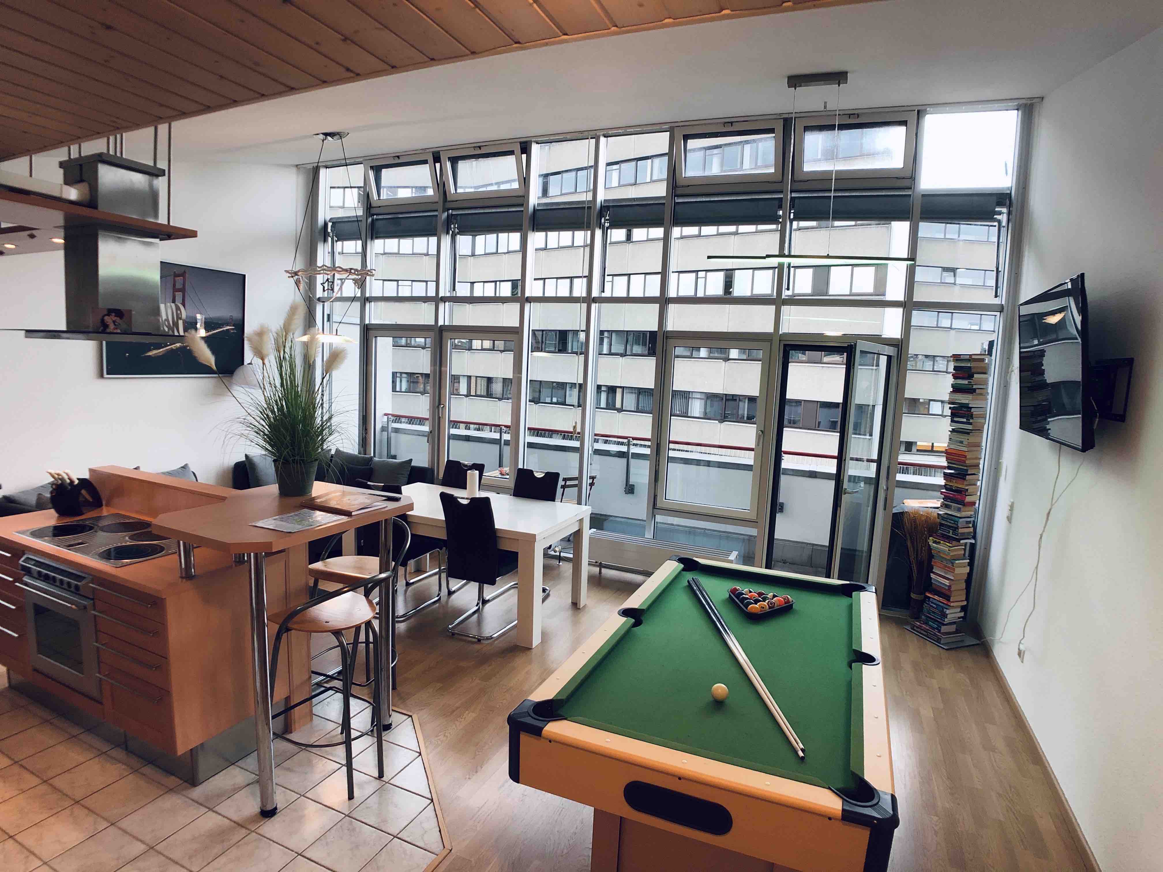 Große Penthouse Wohnung Schlossblick Zentral HDH - Wohnungen zur Miete ...