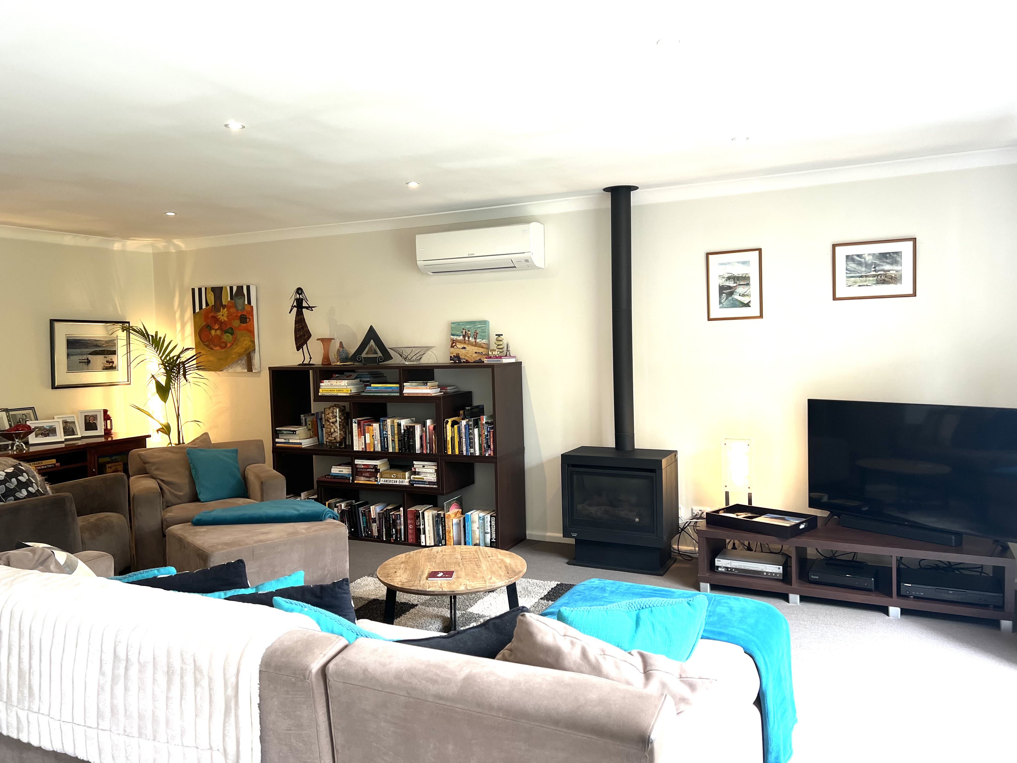 Bay Susie  ~ Family beach home  ~ wifi ~Foxtel