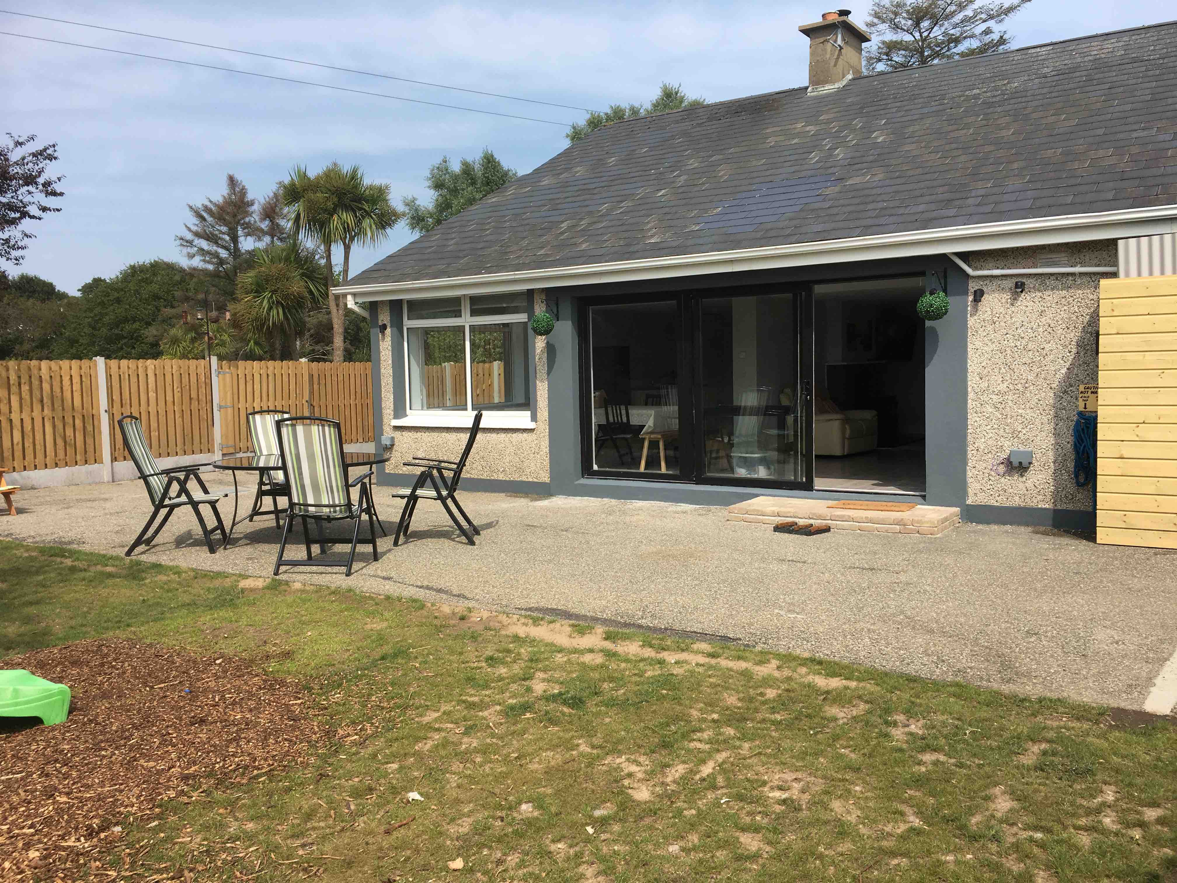 Detached, 4 bed, fully furnished, newly renovated Houses for Rent in