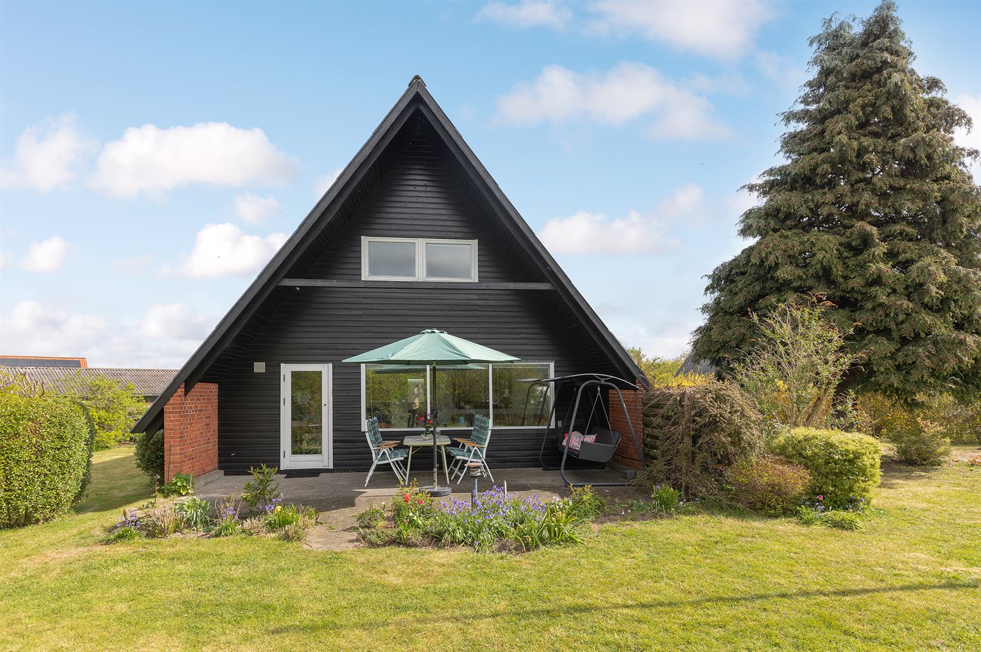 Lovely house in Snogebæk - close to the beach