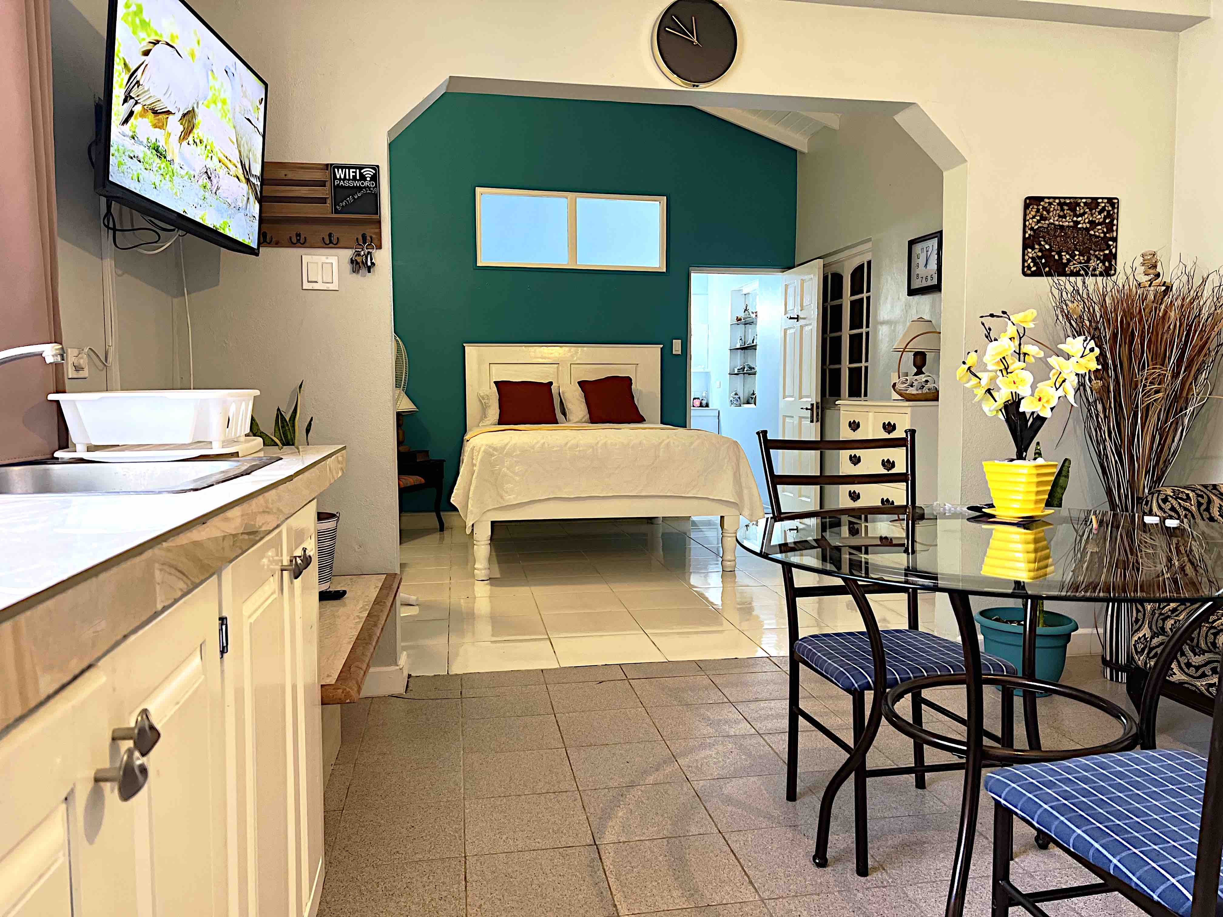 Chic + Peaceful gem of a studio near Ocho Rios