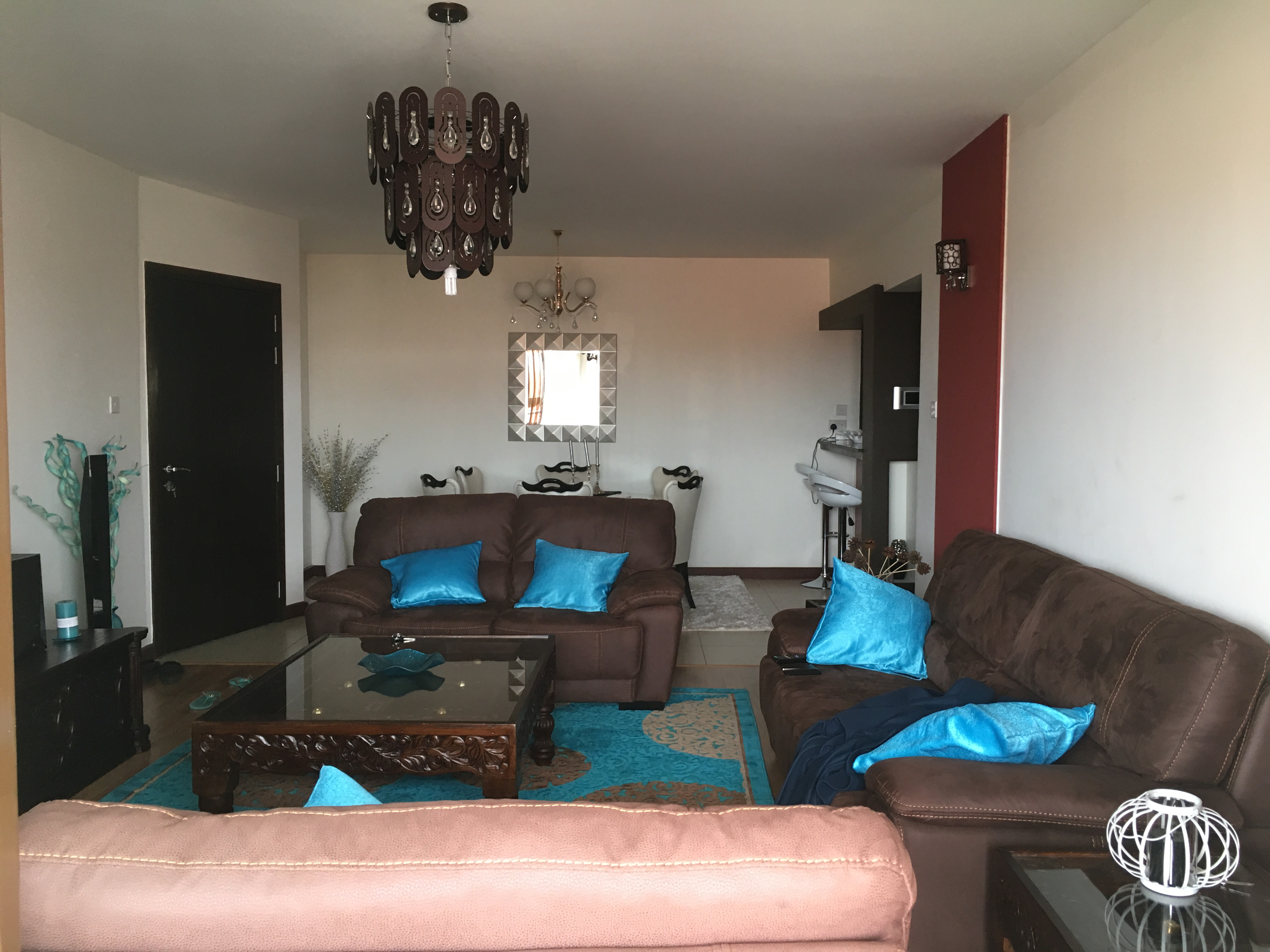 A clean ensuite room near the airport in Starehe, Nairobi