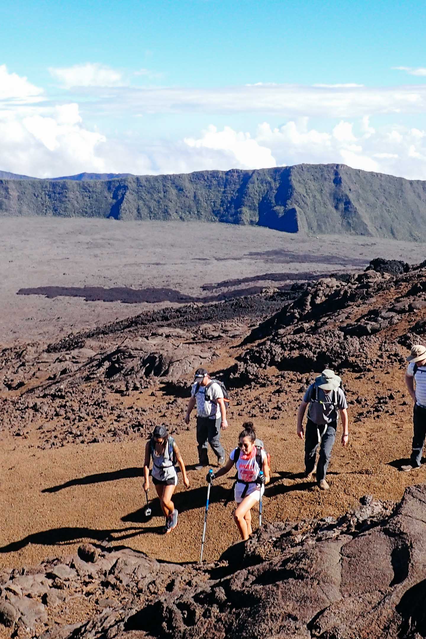 ピトン ド ラ フルネーズ火山に登ろう Airbnb ピトン ド ラ フルネーズ火山に登ろう Airbnb