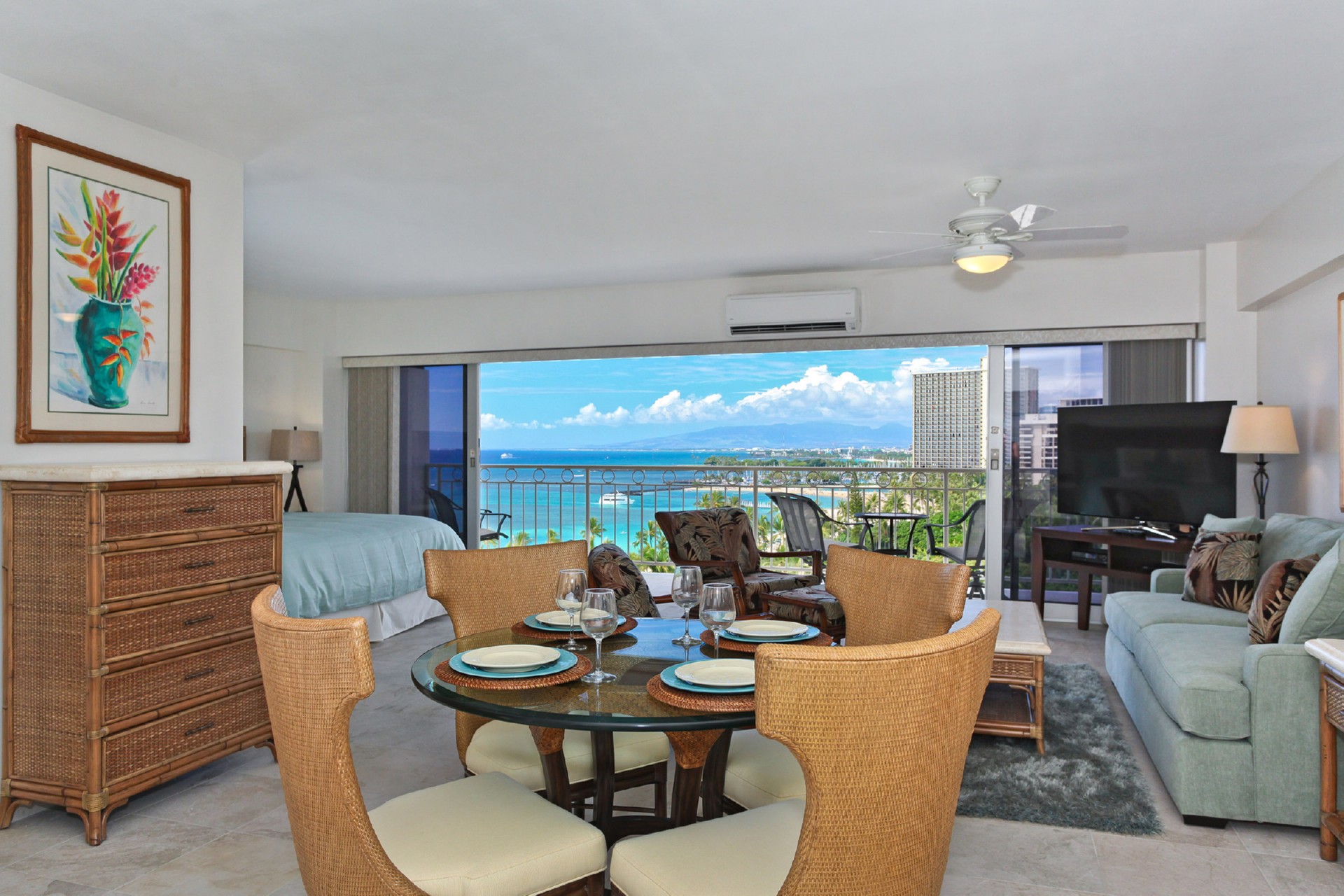 BEACHFRONT, Ocean Views! Waikiki Shore 1212 Condominiums for Rent in