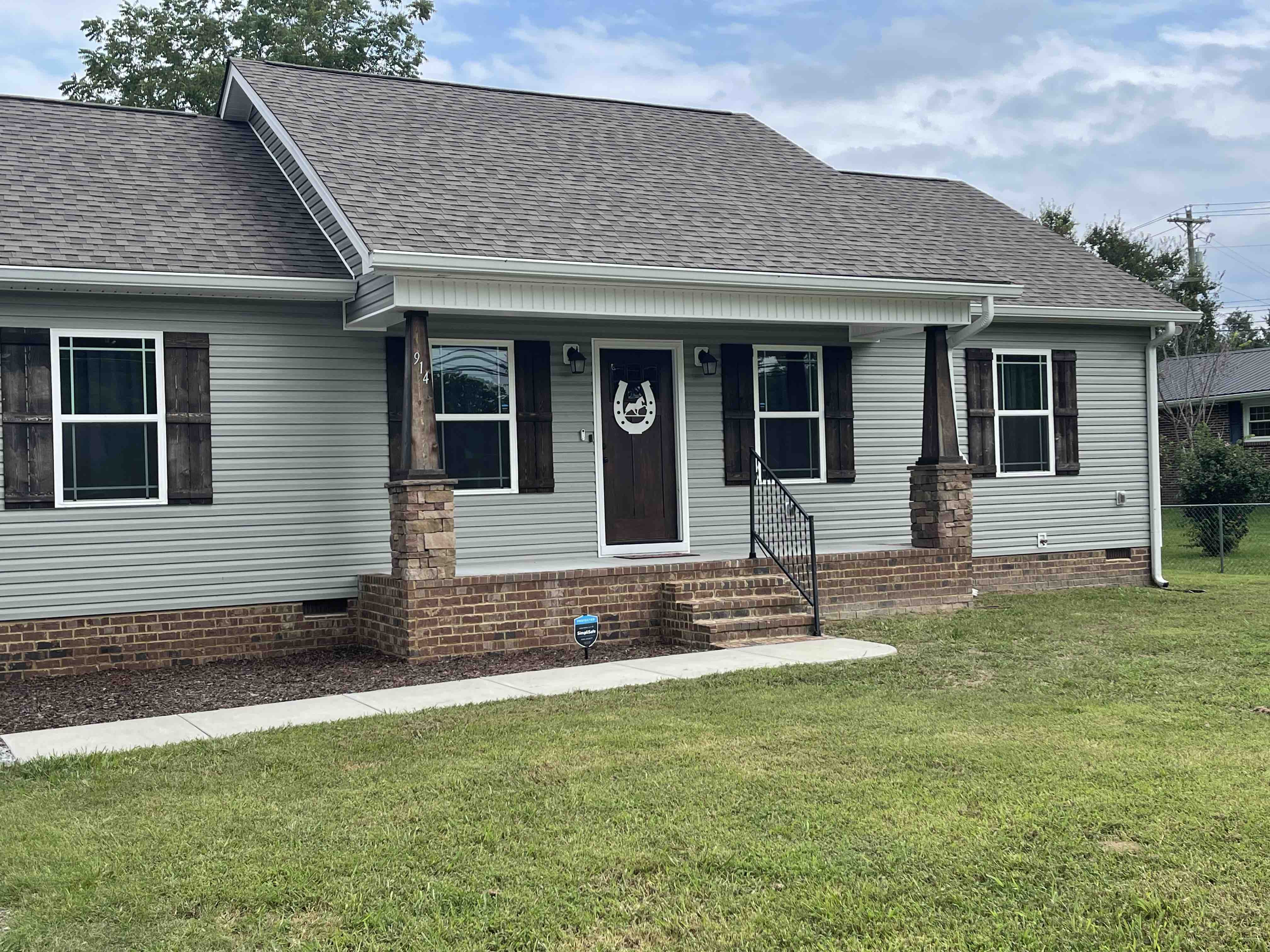 3 Bedroom, 2 Bath Home Near Cooper Steel Arena