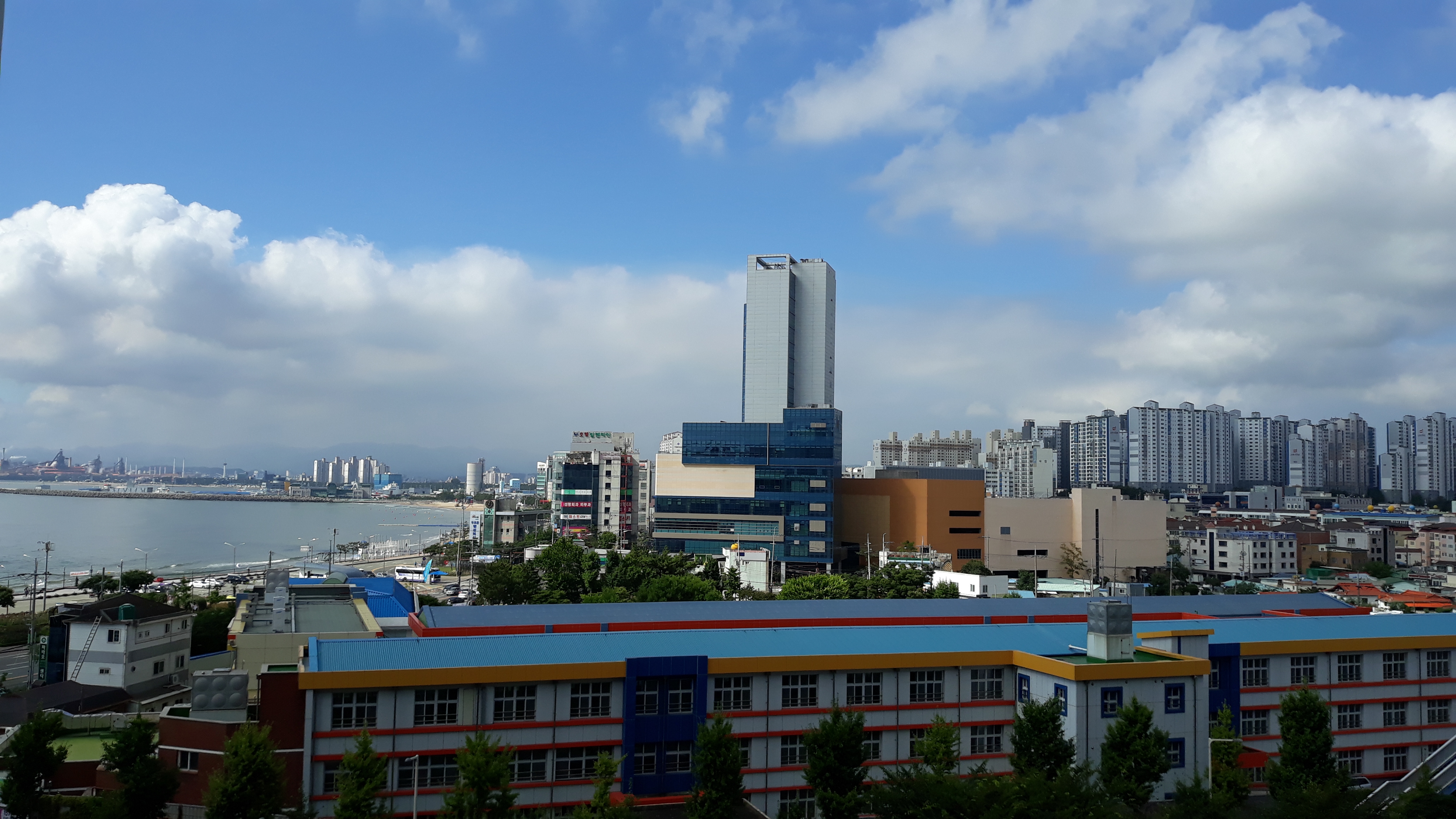 Yeongil University House
