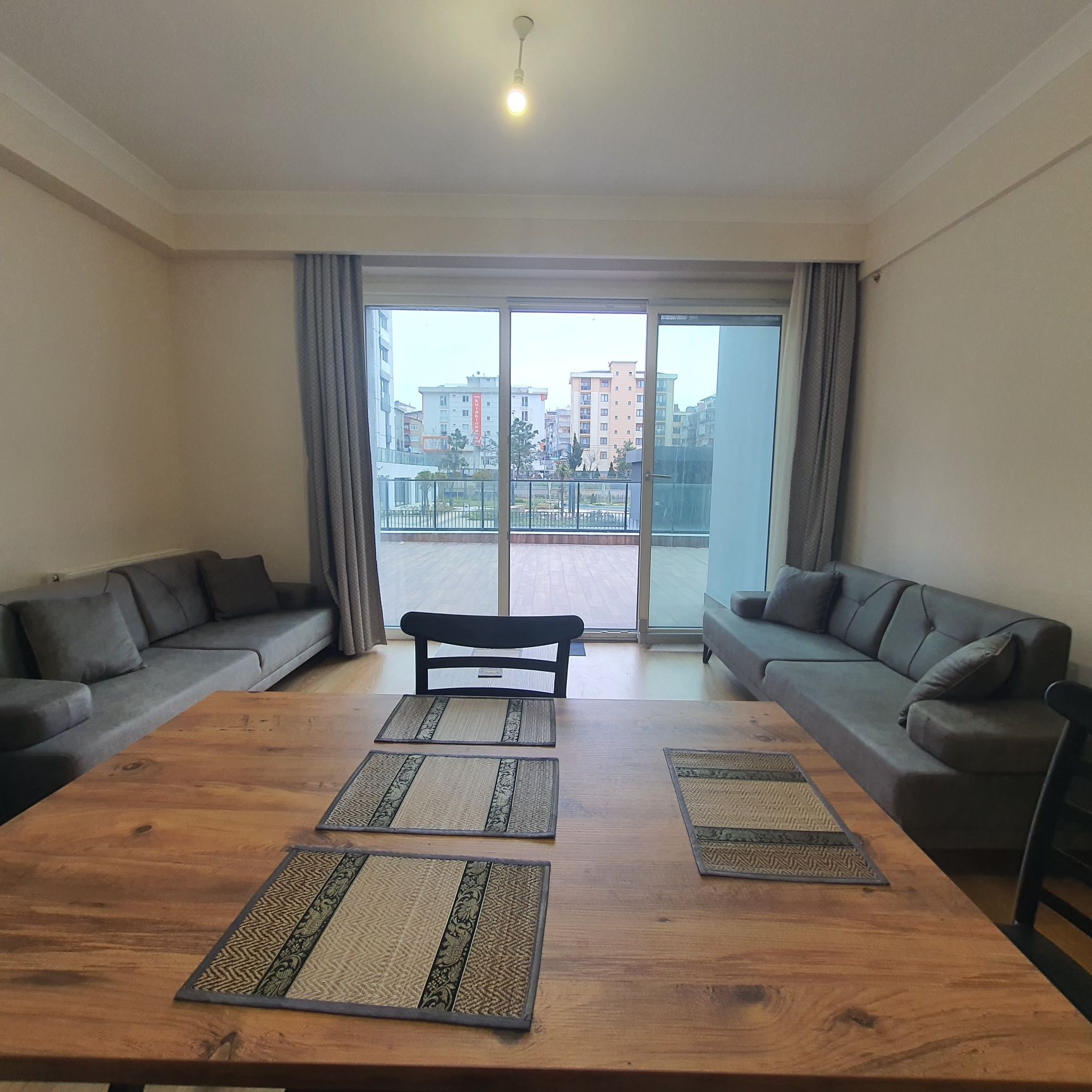 Peaceful Garden View 4 min to Sea & Marmaray Train