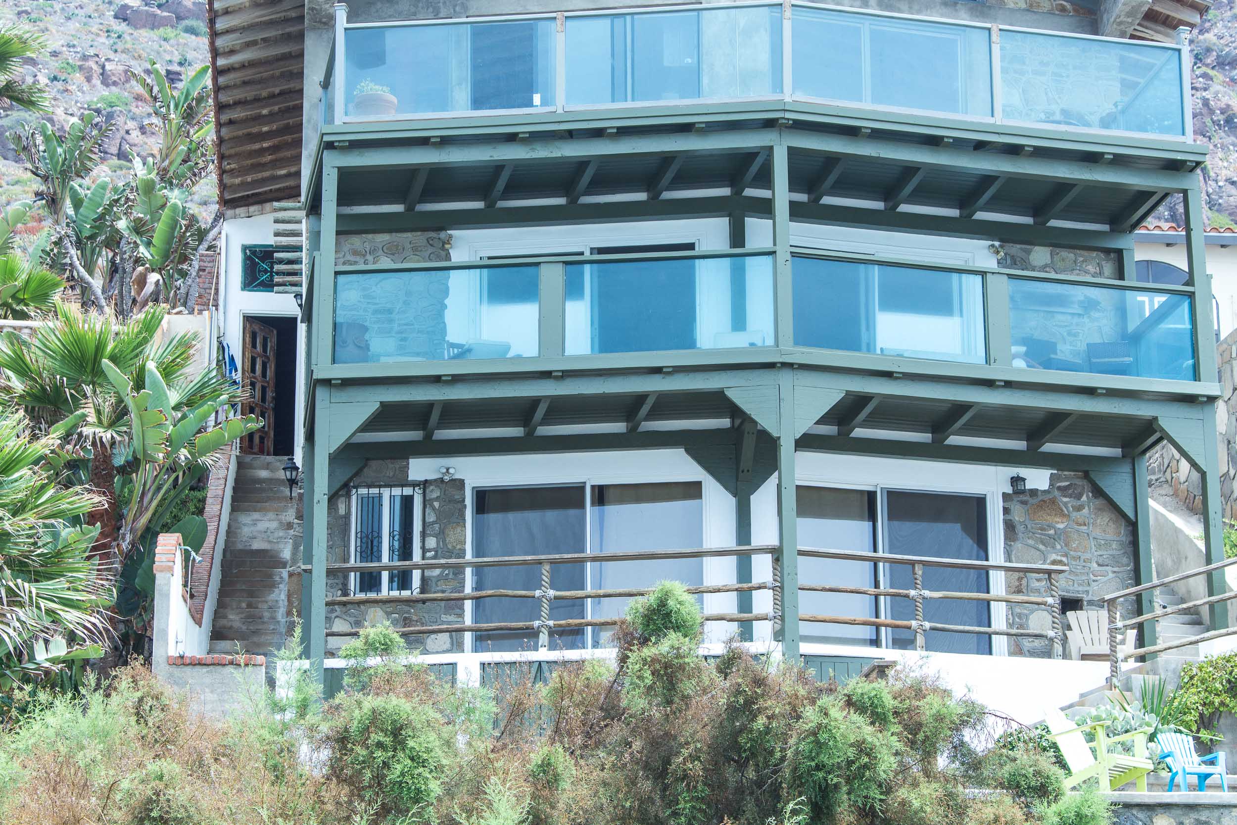 Beach Front Top Floor House With Surf Houses for Rent in La Mision de