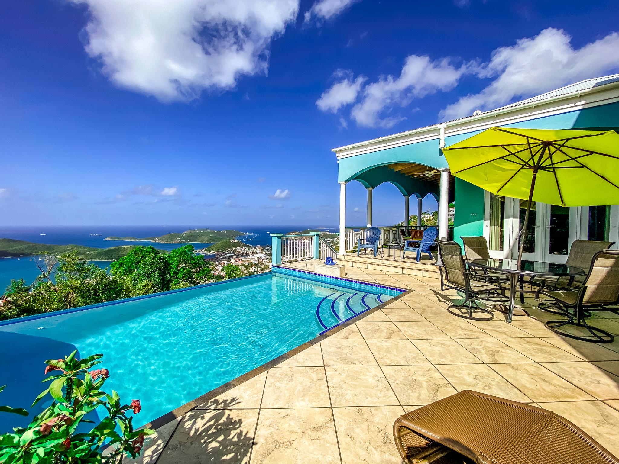 3BR Fabulous 160º Views of Charlotte Amalie Harbor Houses for Rent in