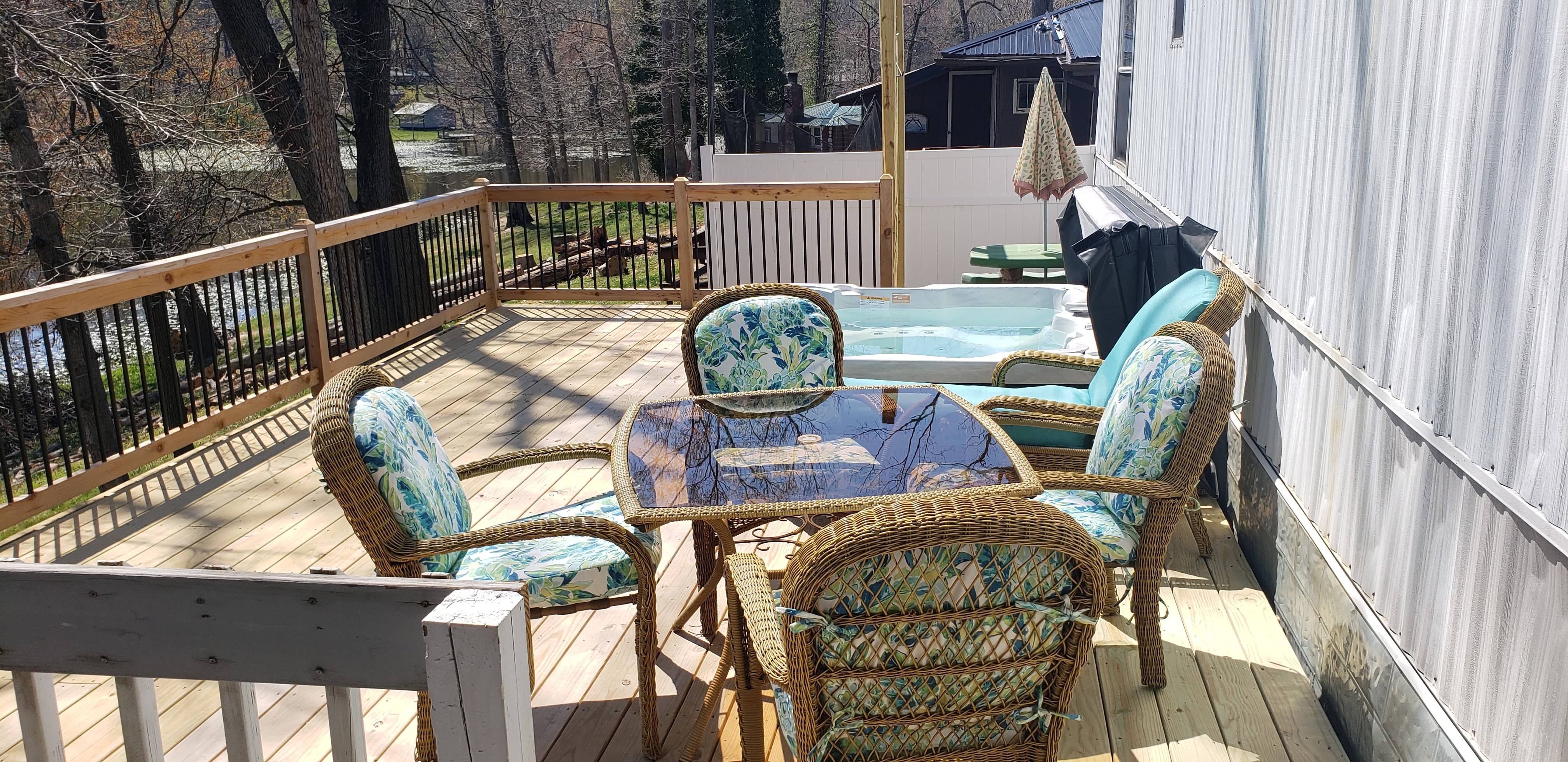 2 bed Situated / Jackson lake near public hunting