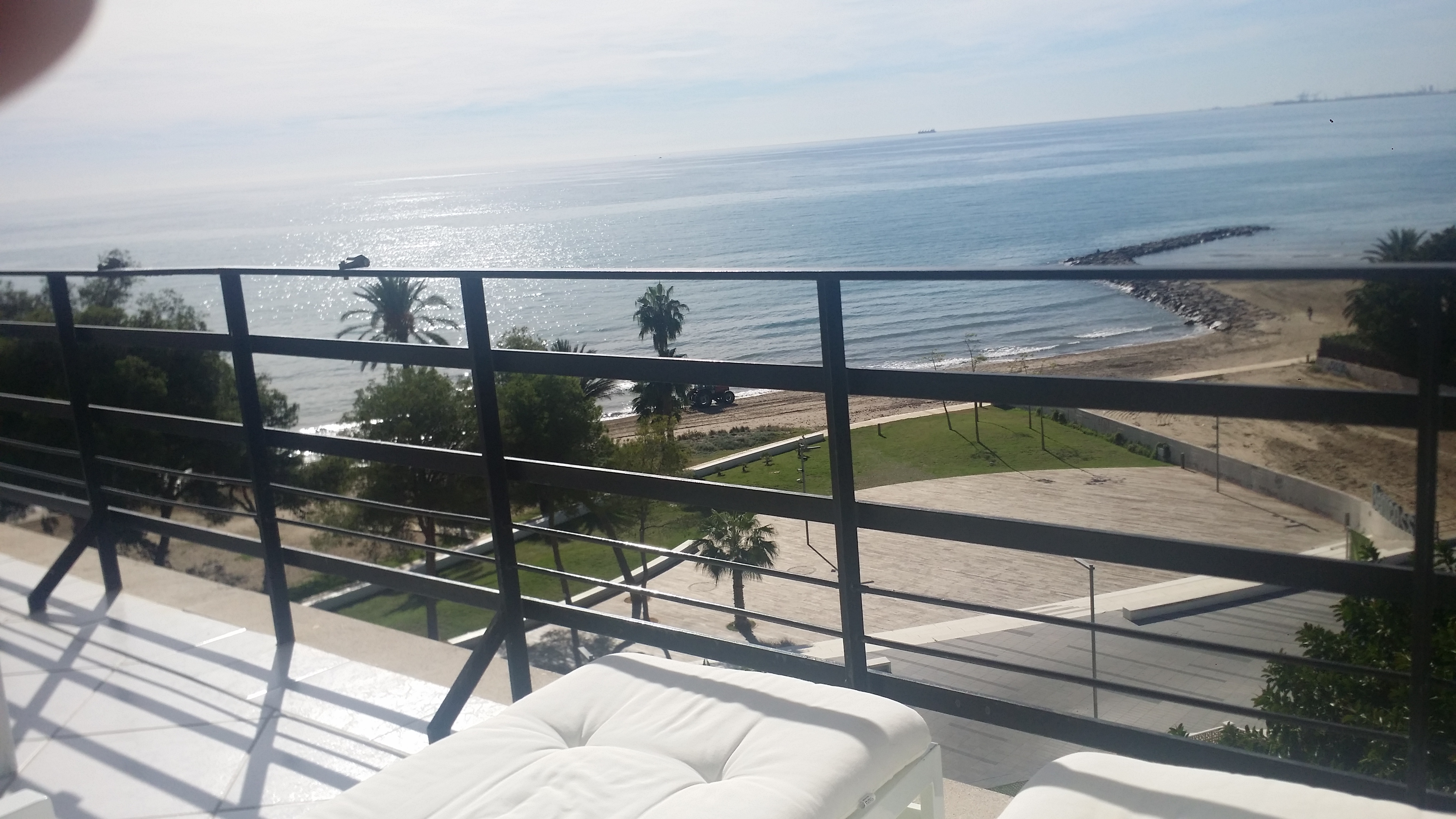 The sea at your feet