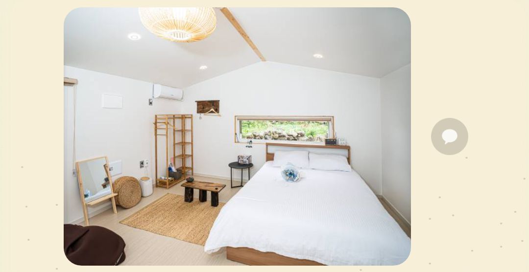 Put down the stone wall
on the east side of Jeju Pension Blessing room