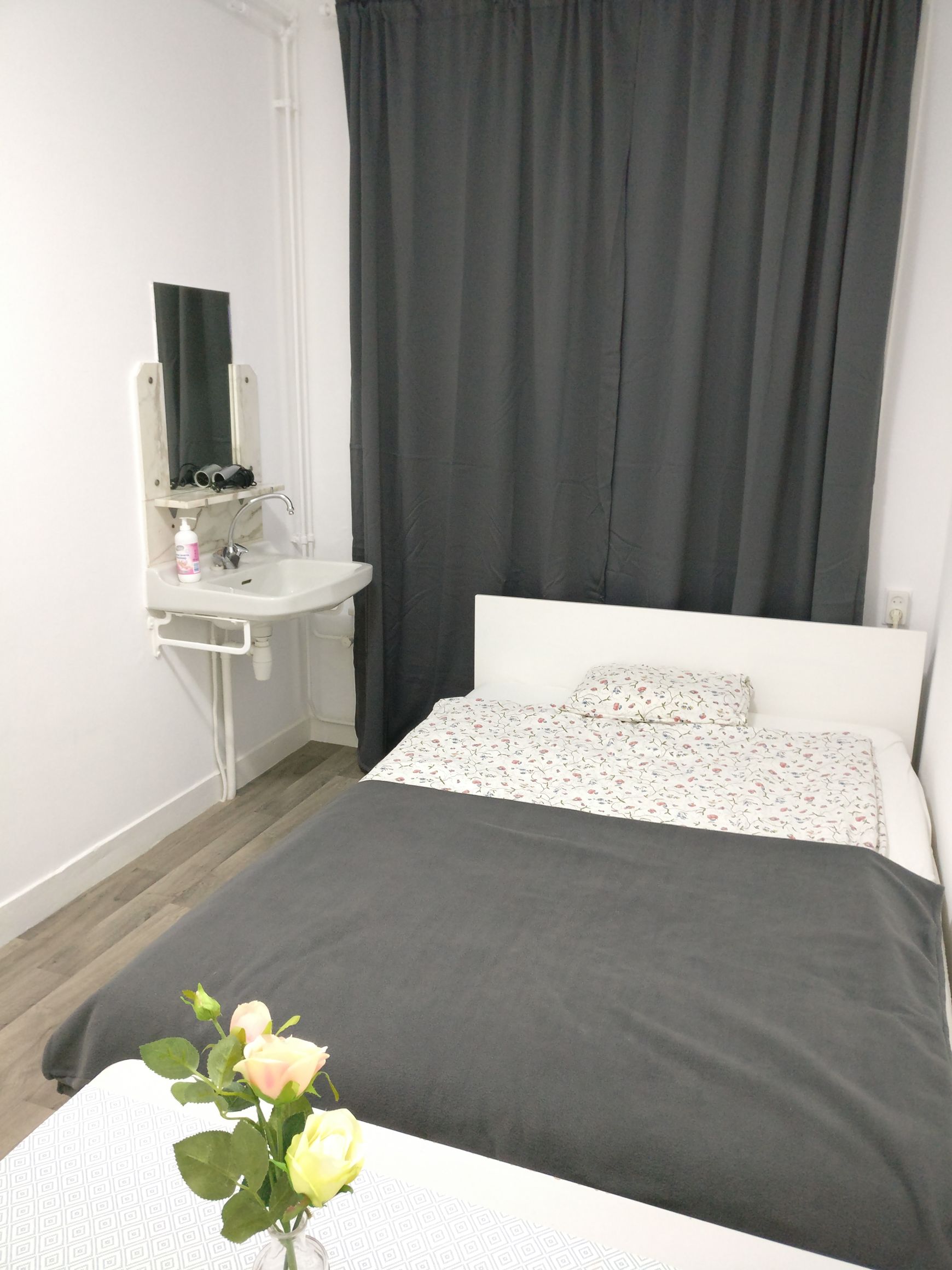Günstig und gemütliches Zimmer, zentrale Lage, P+R — Amsterdam stay