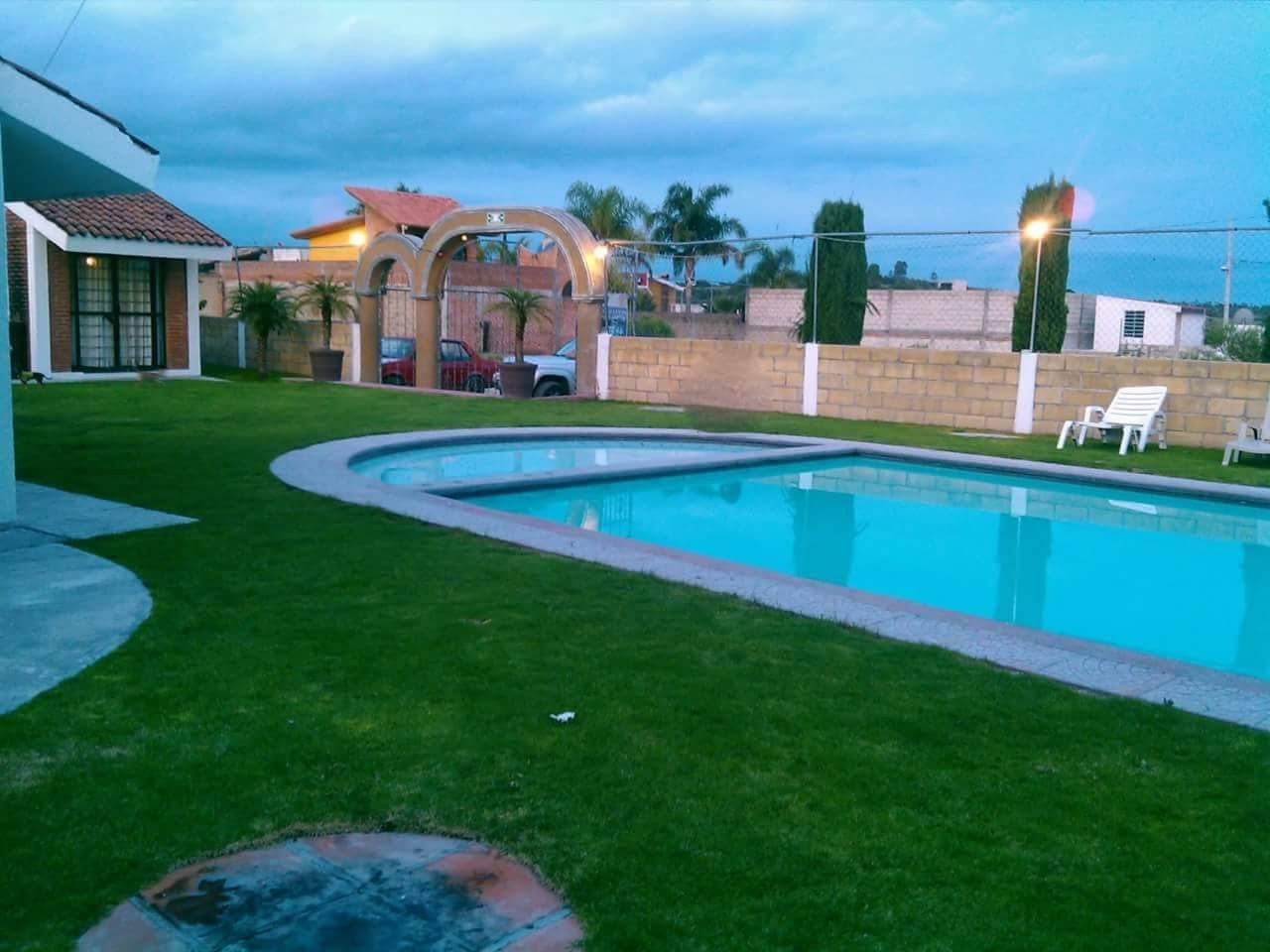 Villa Bonanza. (A2 min de africam safari) - Cabañas en renta en El