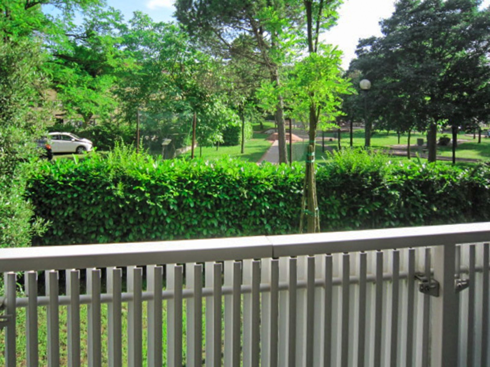 Entire three-room apartment just 300 meters from the sea!