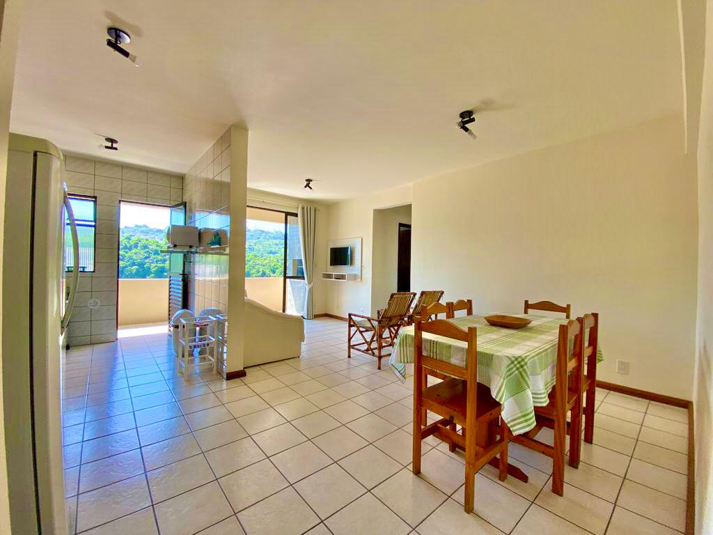 203 - Lindo apto with sea view in Bombinhas
