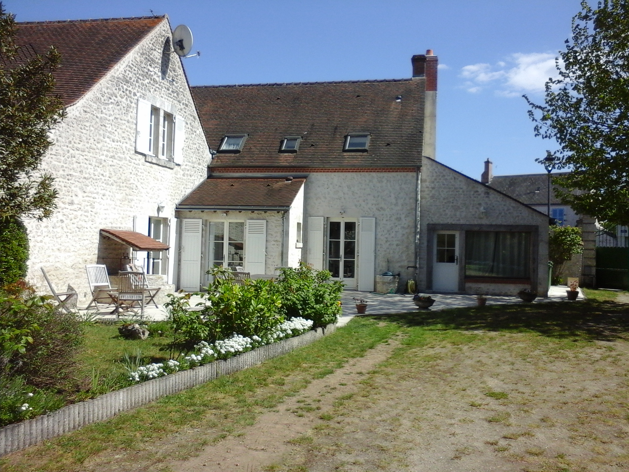 2 pièces et cuisine avec jardin, 7 km d'Orléans Maisons à louer à SaintHilaireSaintMesmin