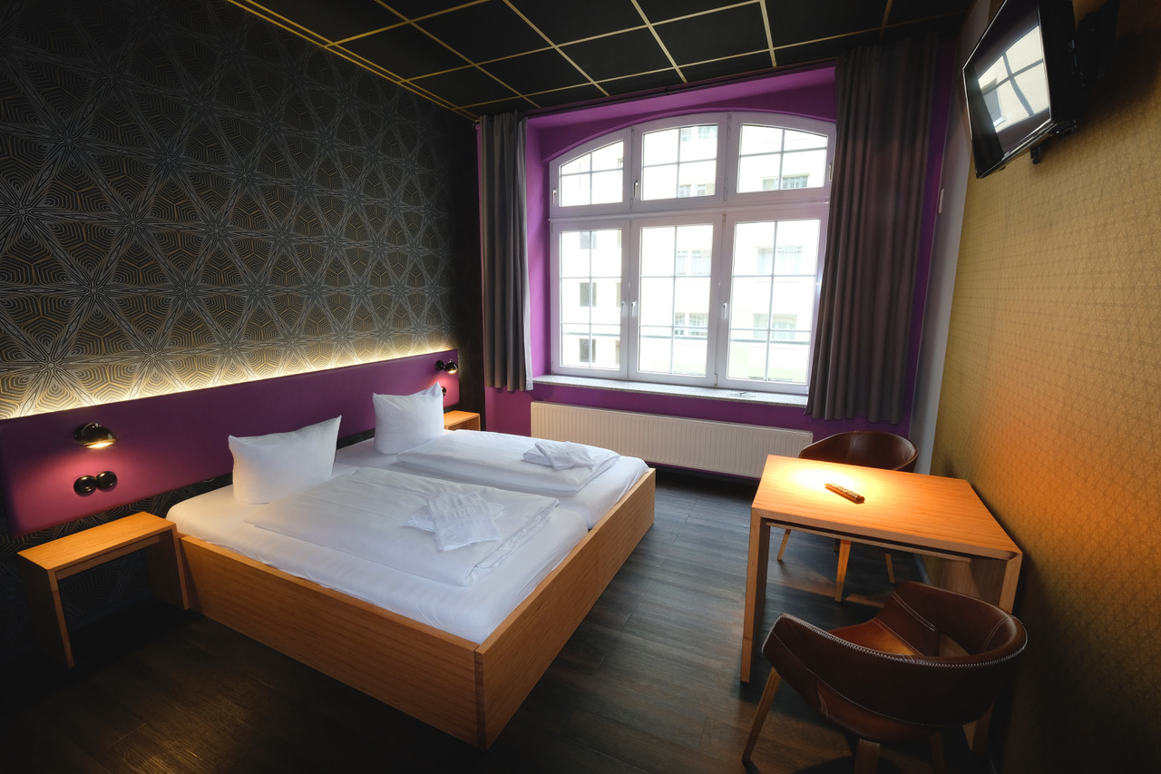 Double Room Ensuite / TV No.1