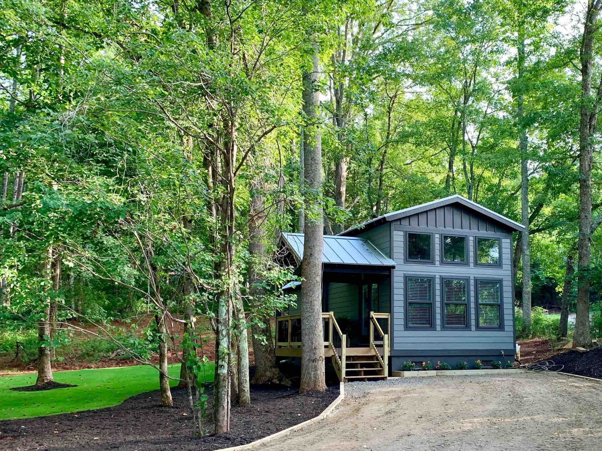 Modern Cabin Tiny Retreat Tiny houses for Rent in Greer, South
