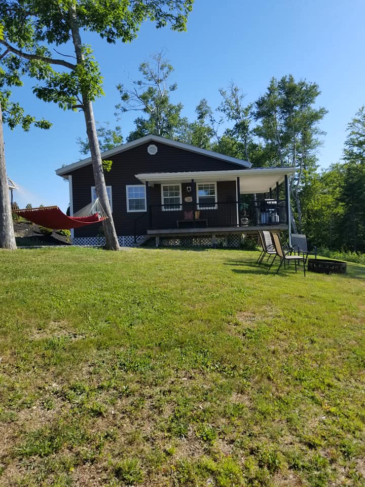 Eagle - Eagles Eye View Cottages in Westfield, New Brunswick