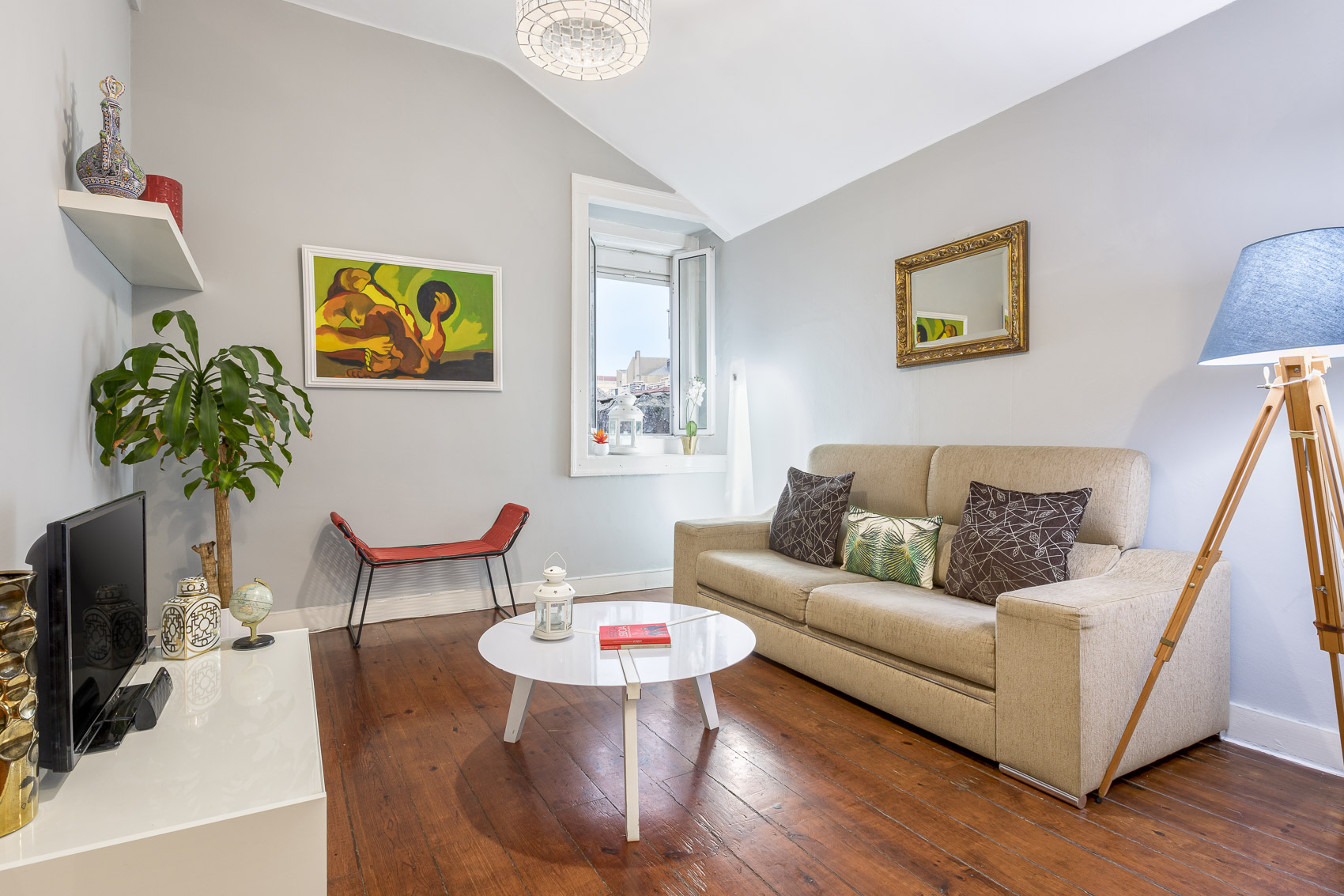 Superb Design & areas, stunning ViewsTop Location