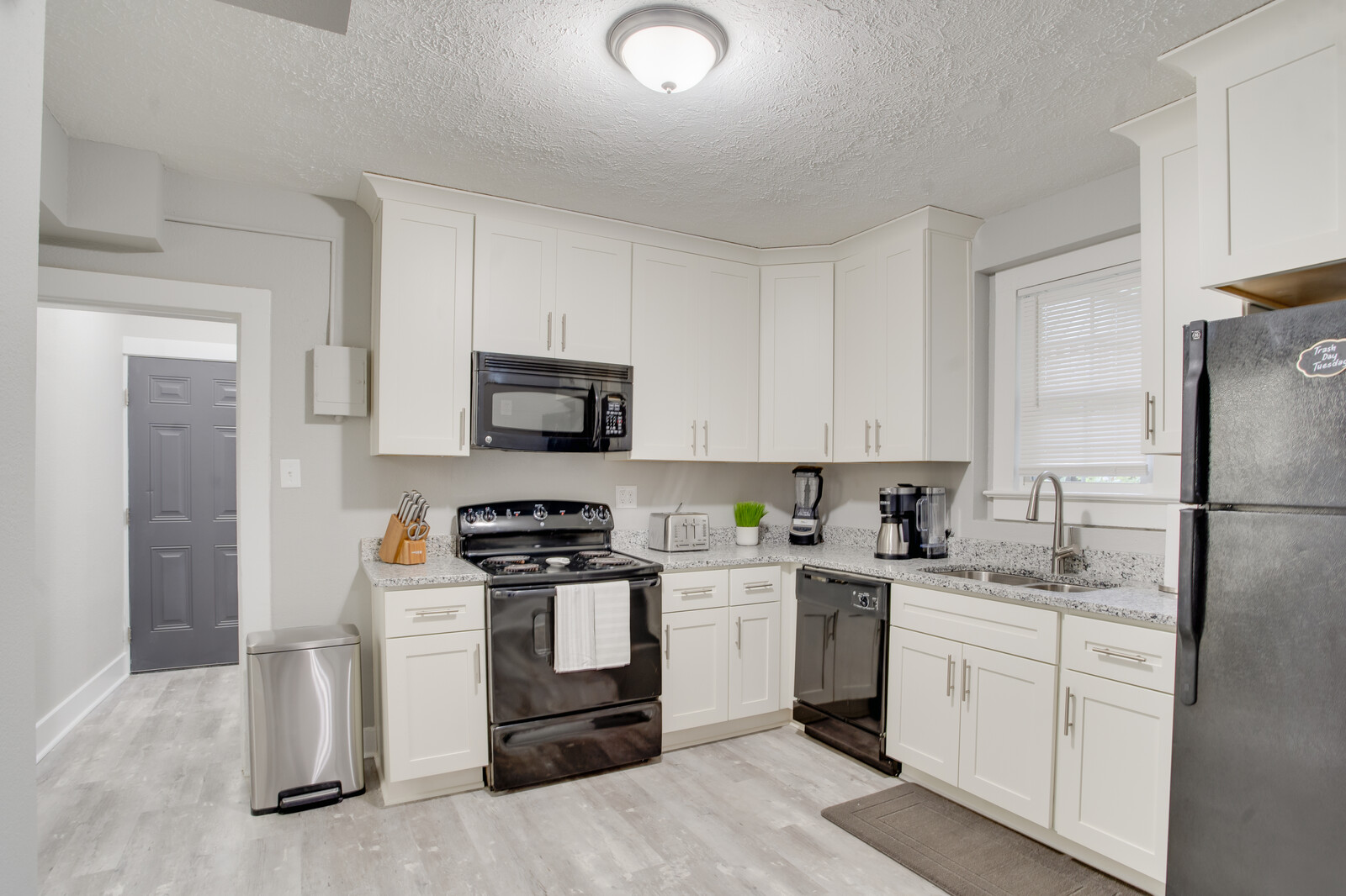 New Buckroe Beach Hideaway! Walk to the Beach! Houses for Rent in