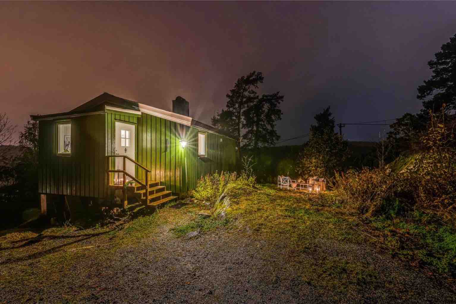 Idyllic house with view and proximity to lake