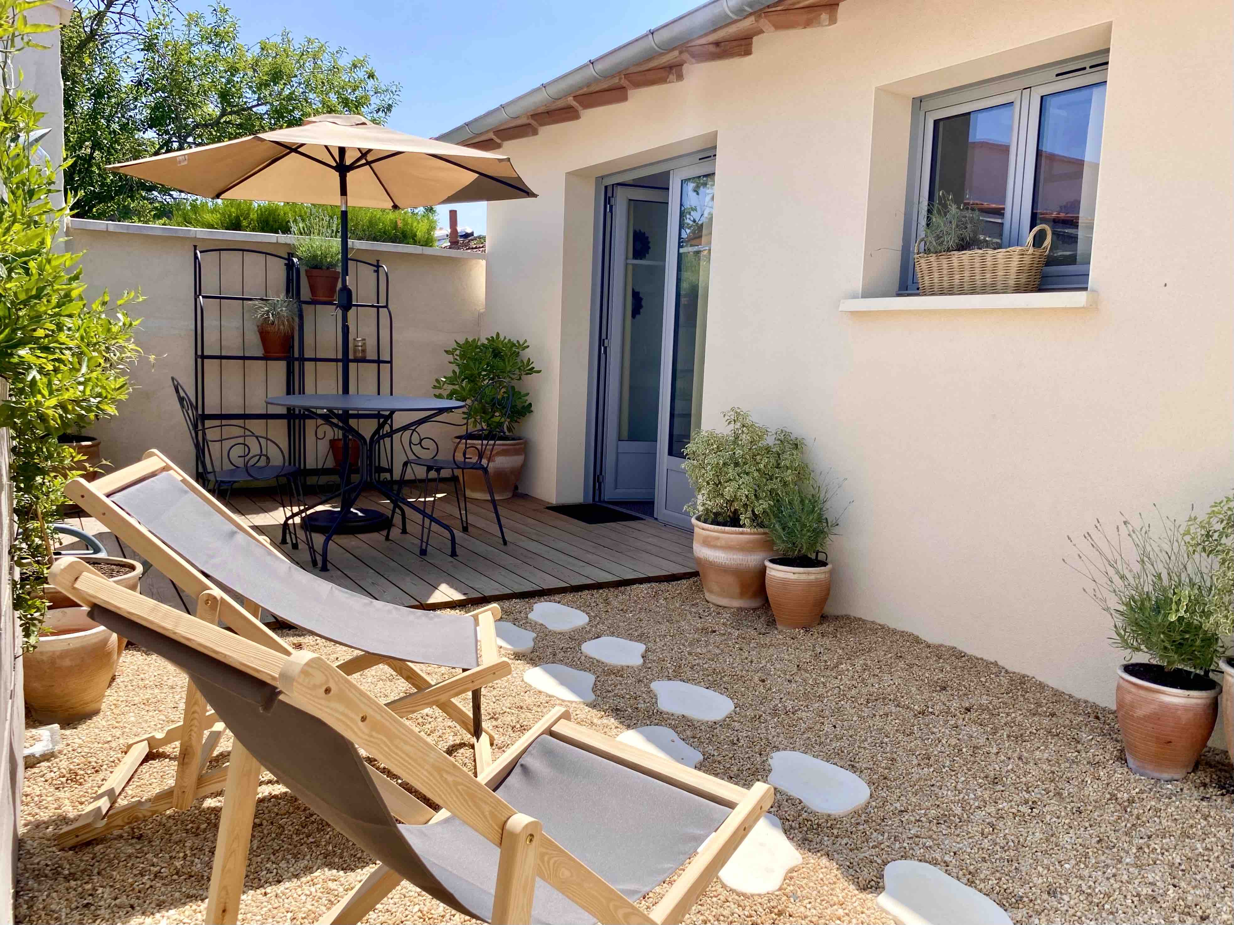Nice new studio and terrace
