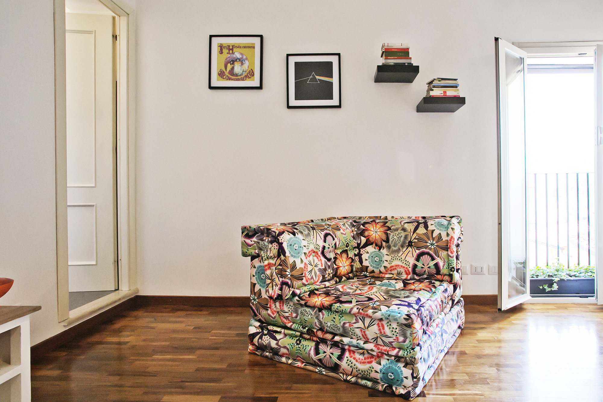 Trastevere sunny &airy apt. Rent short/long term Apartments for Rent