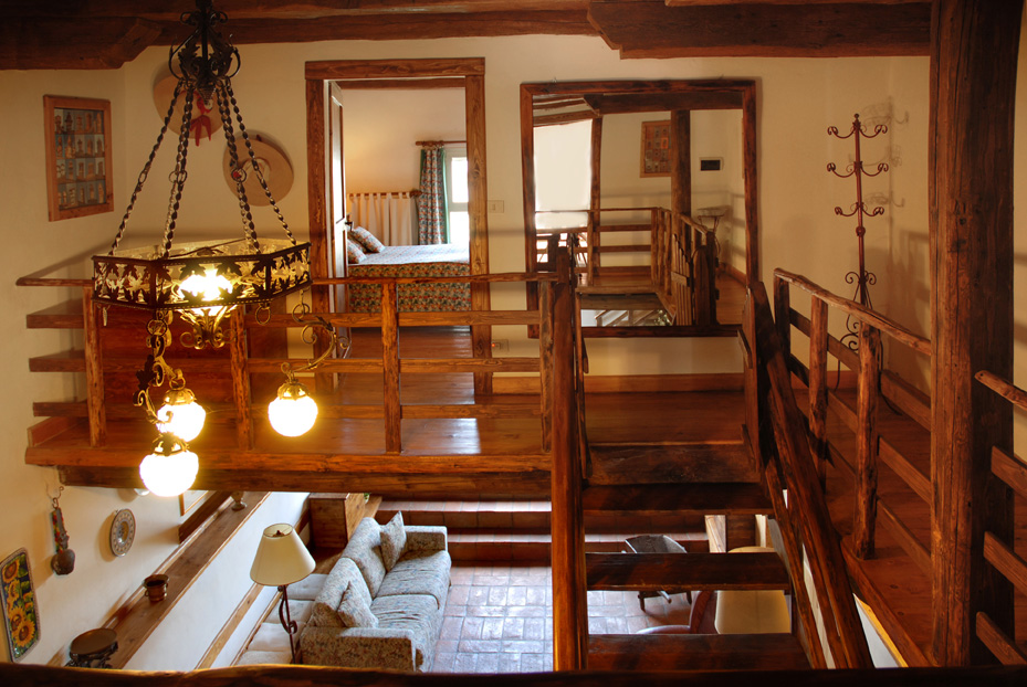 Sunflower/apt in the countryside in the heart of Tuscany