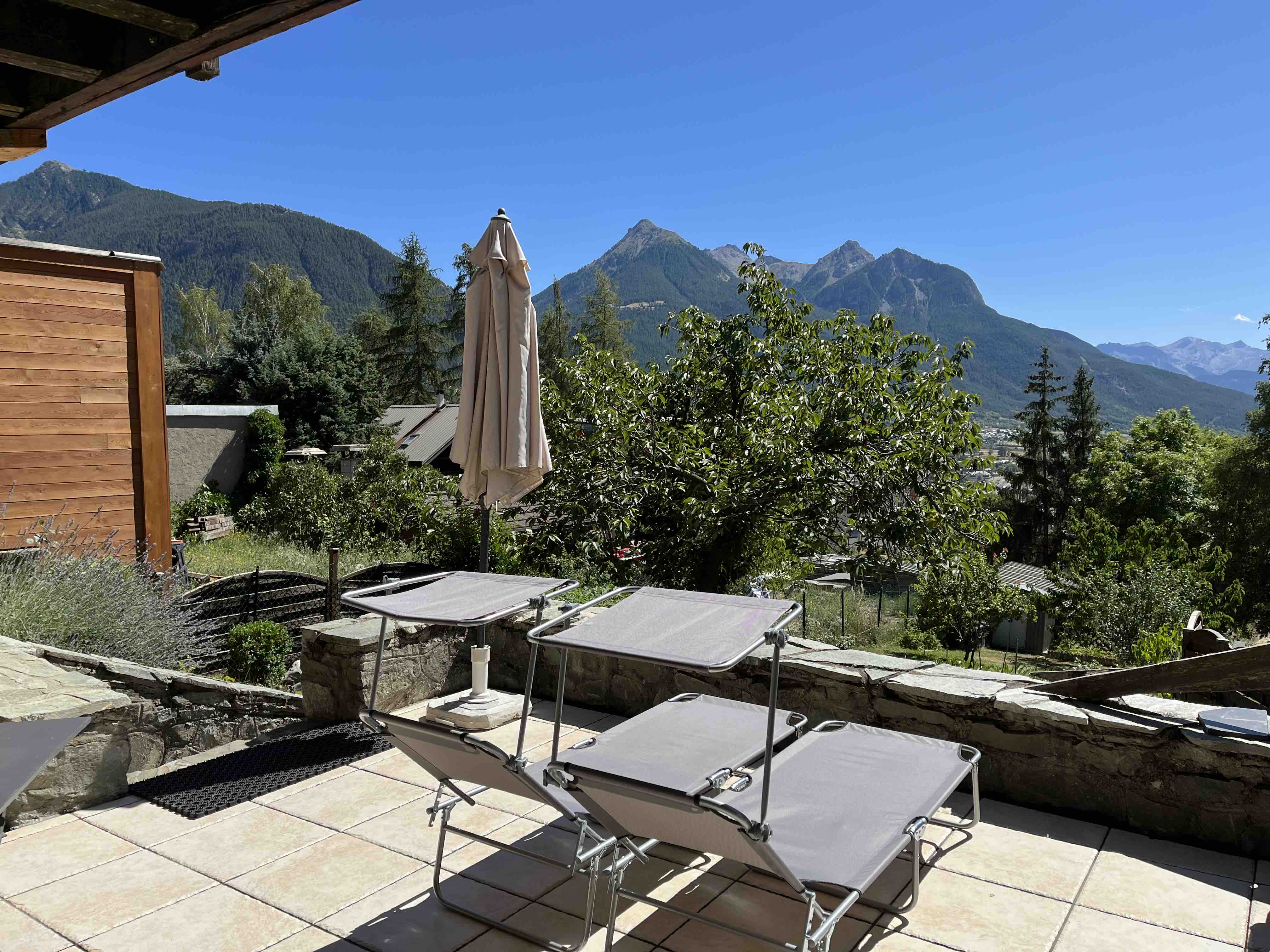 Beautiful cozy T1 in a mountain chalet.