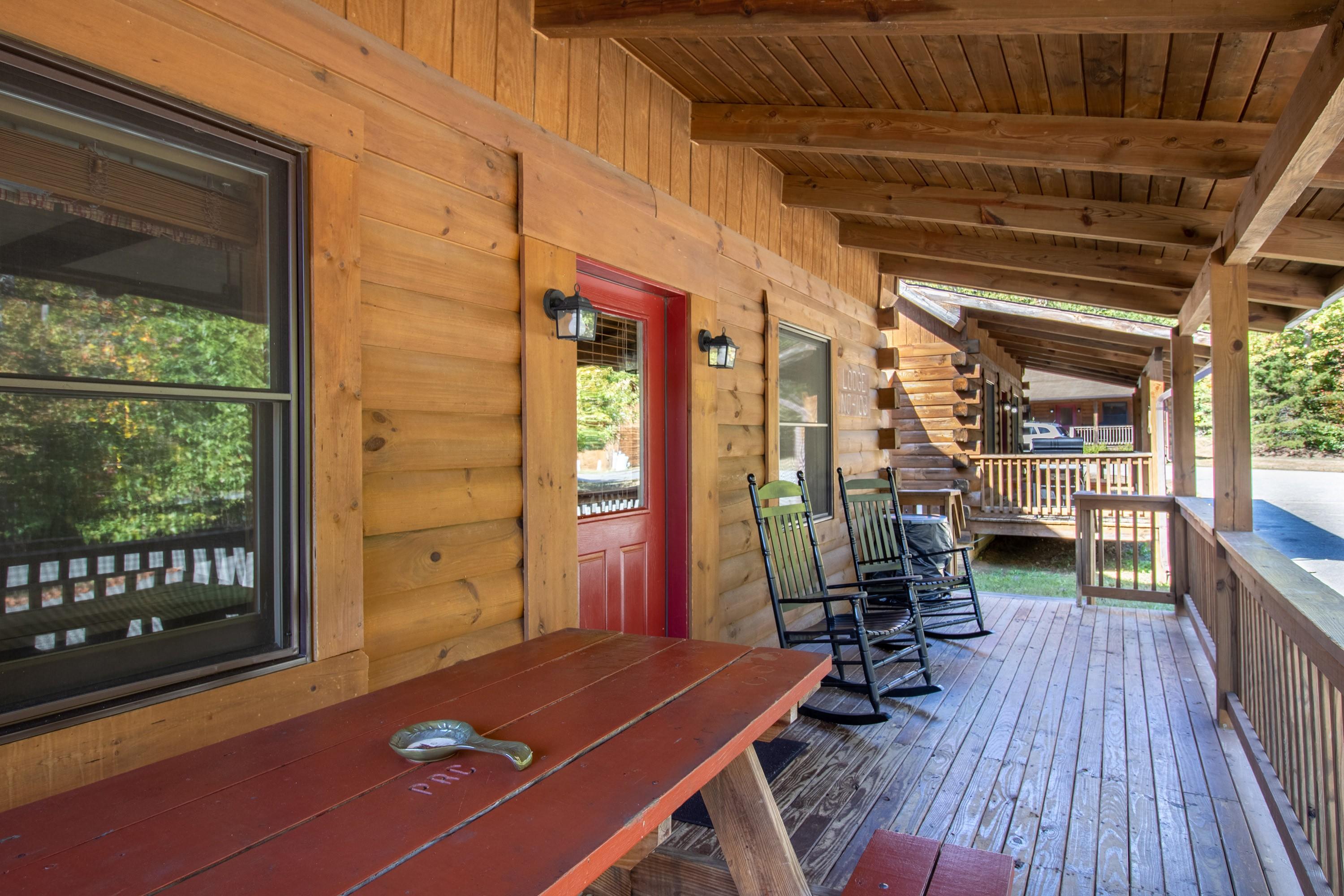 Log Cabin Multi Level 2 Bedroom at Wilderness Presidential ...