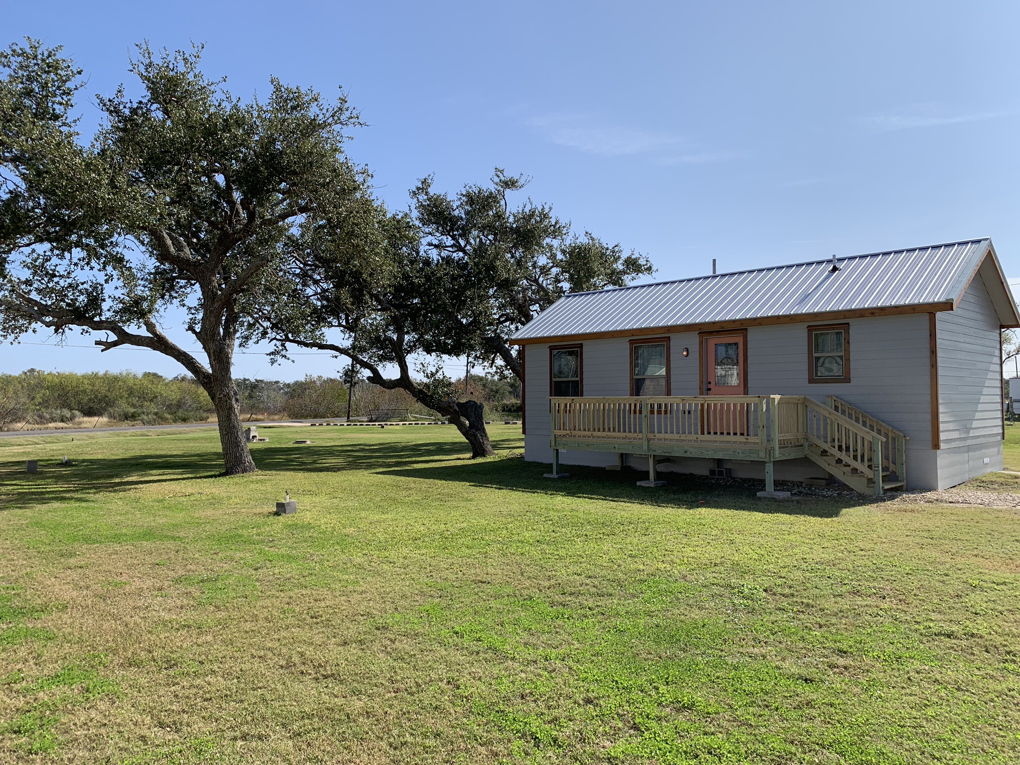 Bahama Llama Custom Cabin