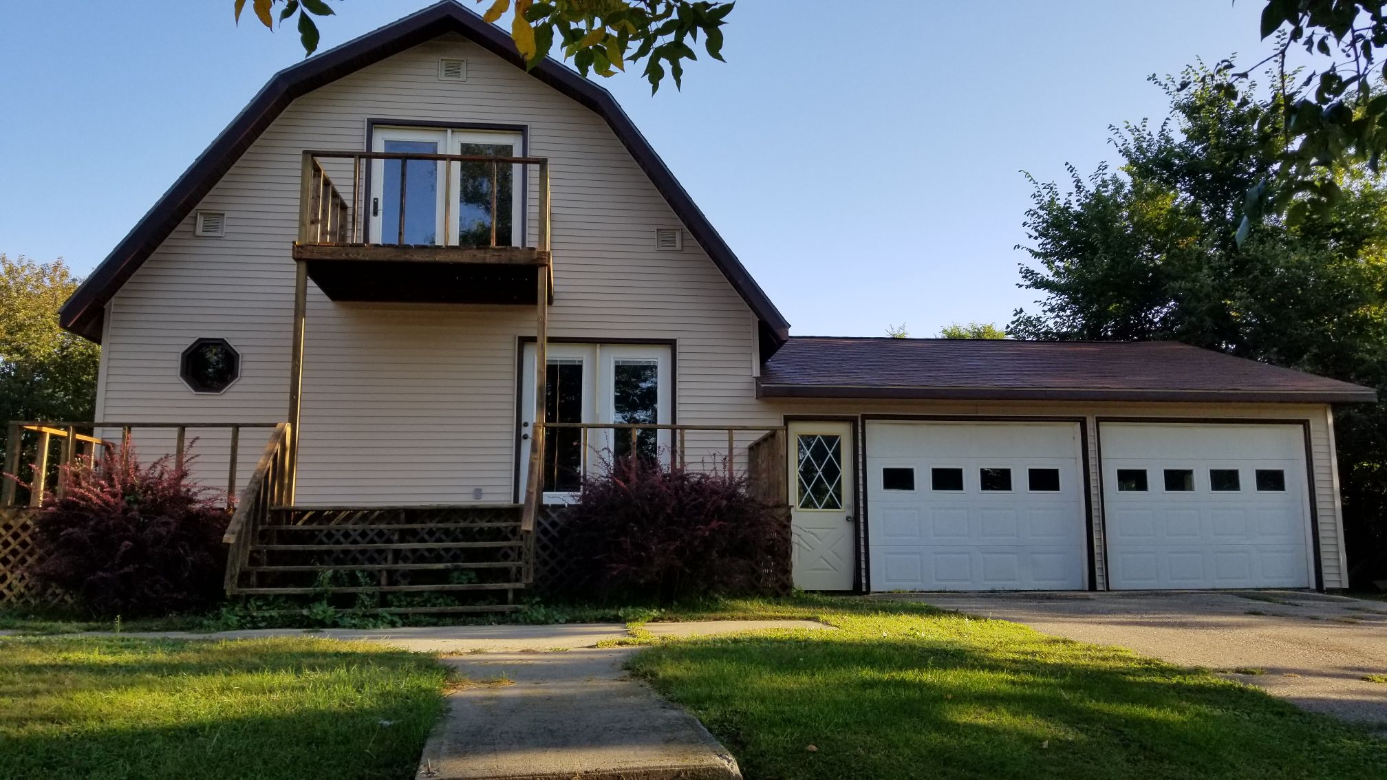 The Lodge at the Lake Houses for Rent in Waubay, South Dakota, United