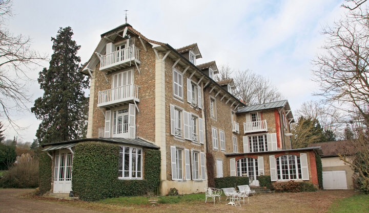 Grande Maison De Famille Avec Son Grand Jardin Maisons A Louer A Orgeval Ile De France France