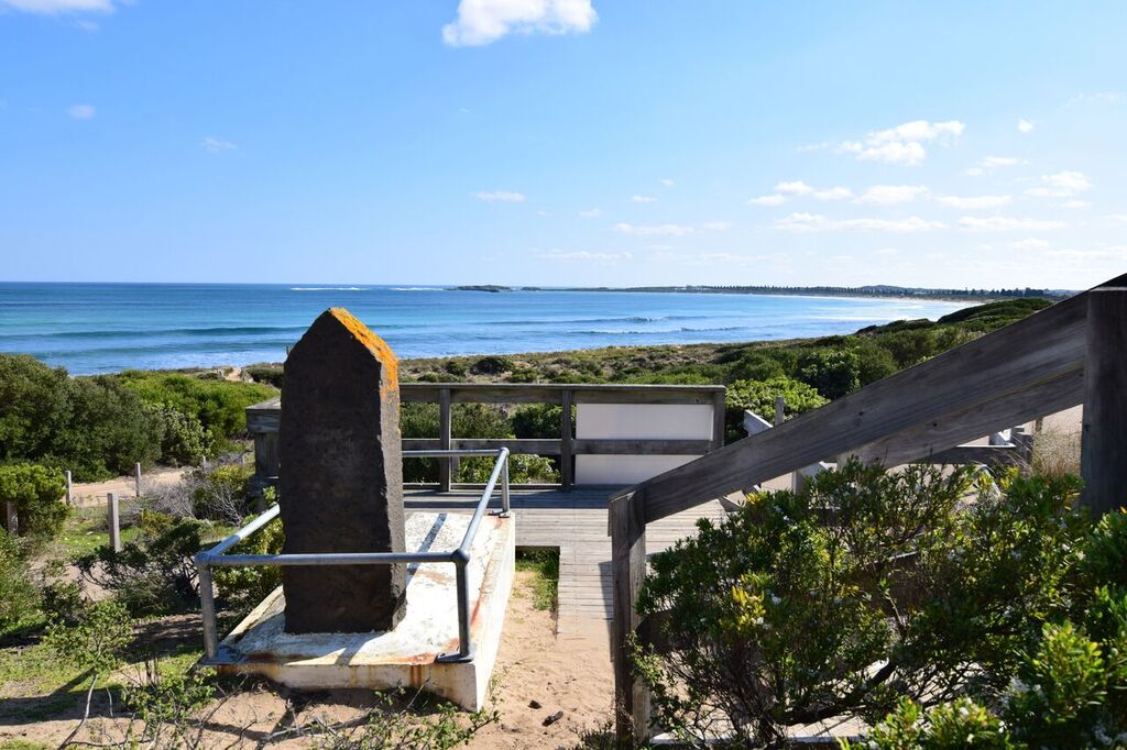 Little White Beach House