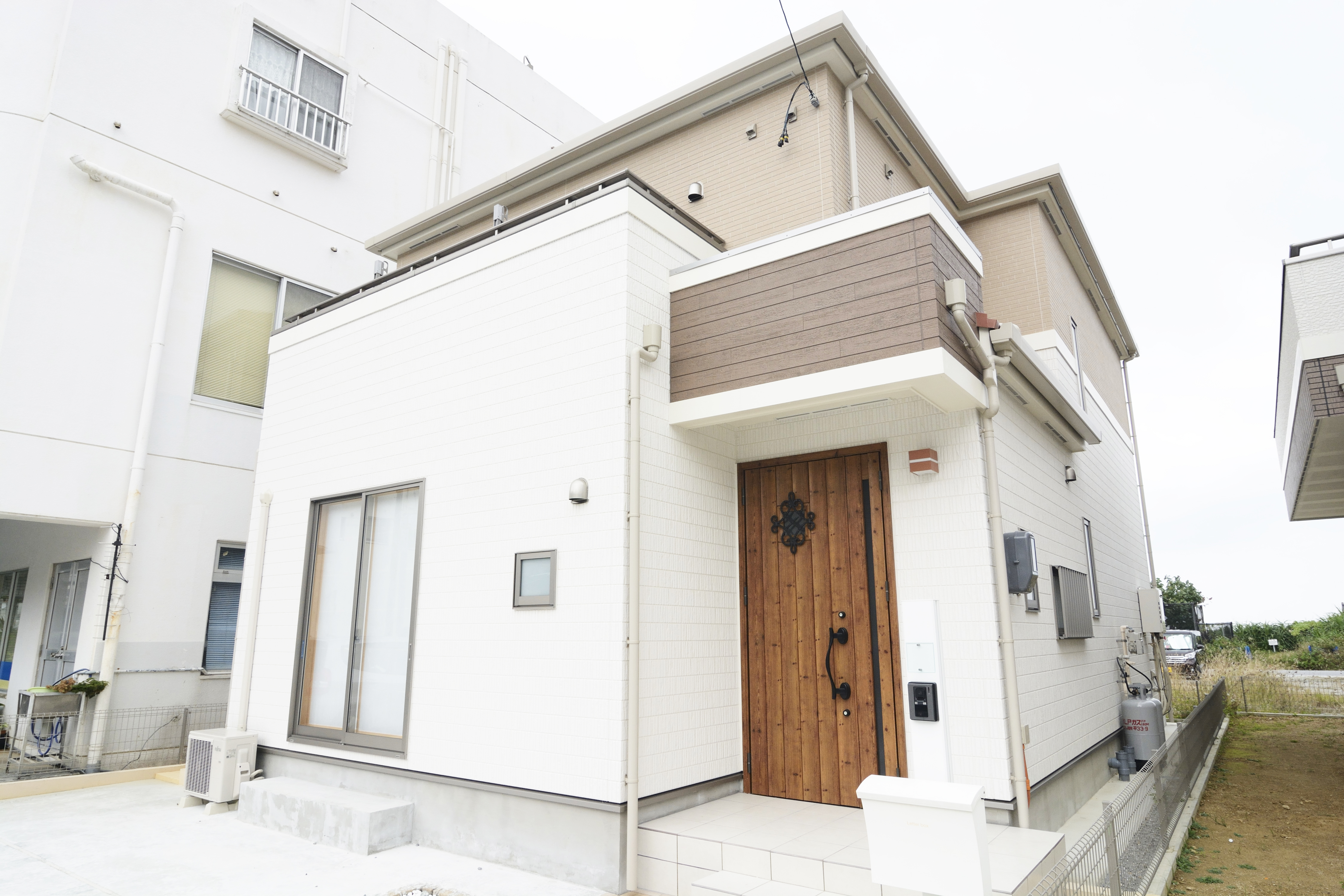 旅館業取得安心物件 ビーチまで徒歩３０秒 大人数可能な庭付き一軒家 借りられる一軒家 名護市 沖縄県 日本