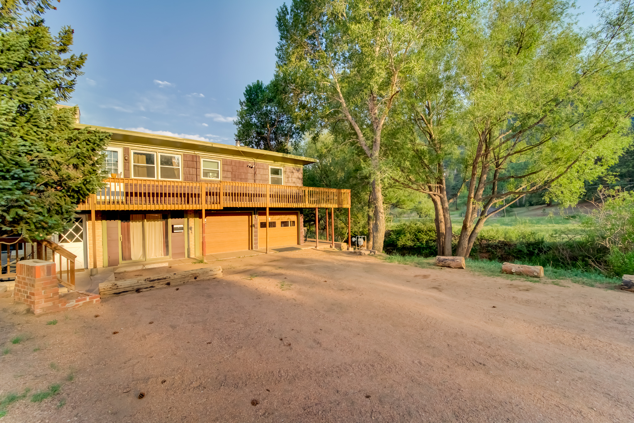 7 Bedroom Vacation home Houses for Rent in CascadeChipita Park