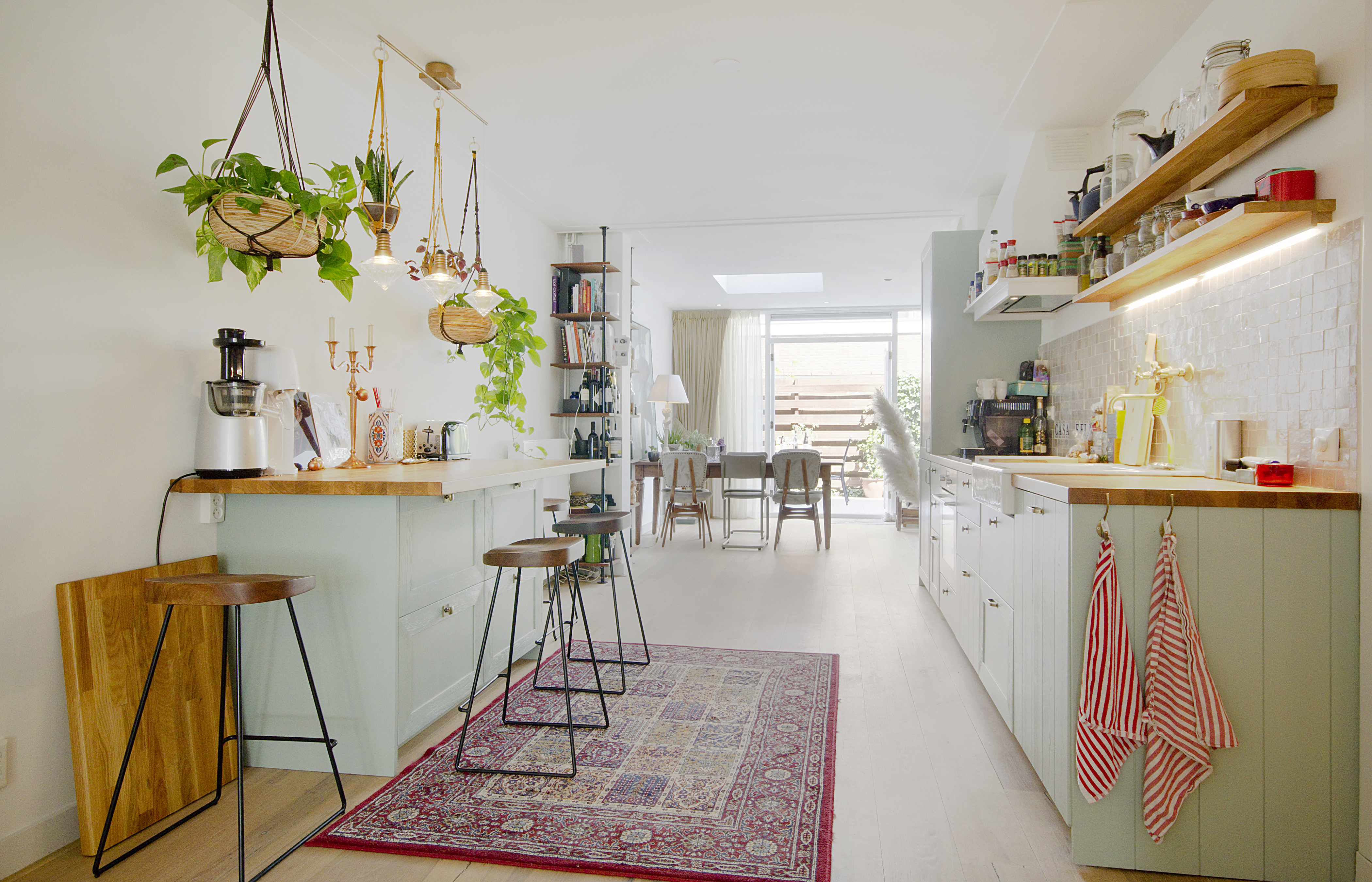 Cozy 105 sqm residence with a home cinema — Amsterdam stay