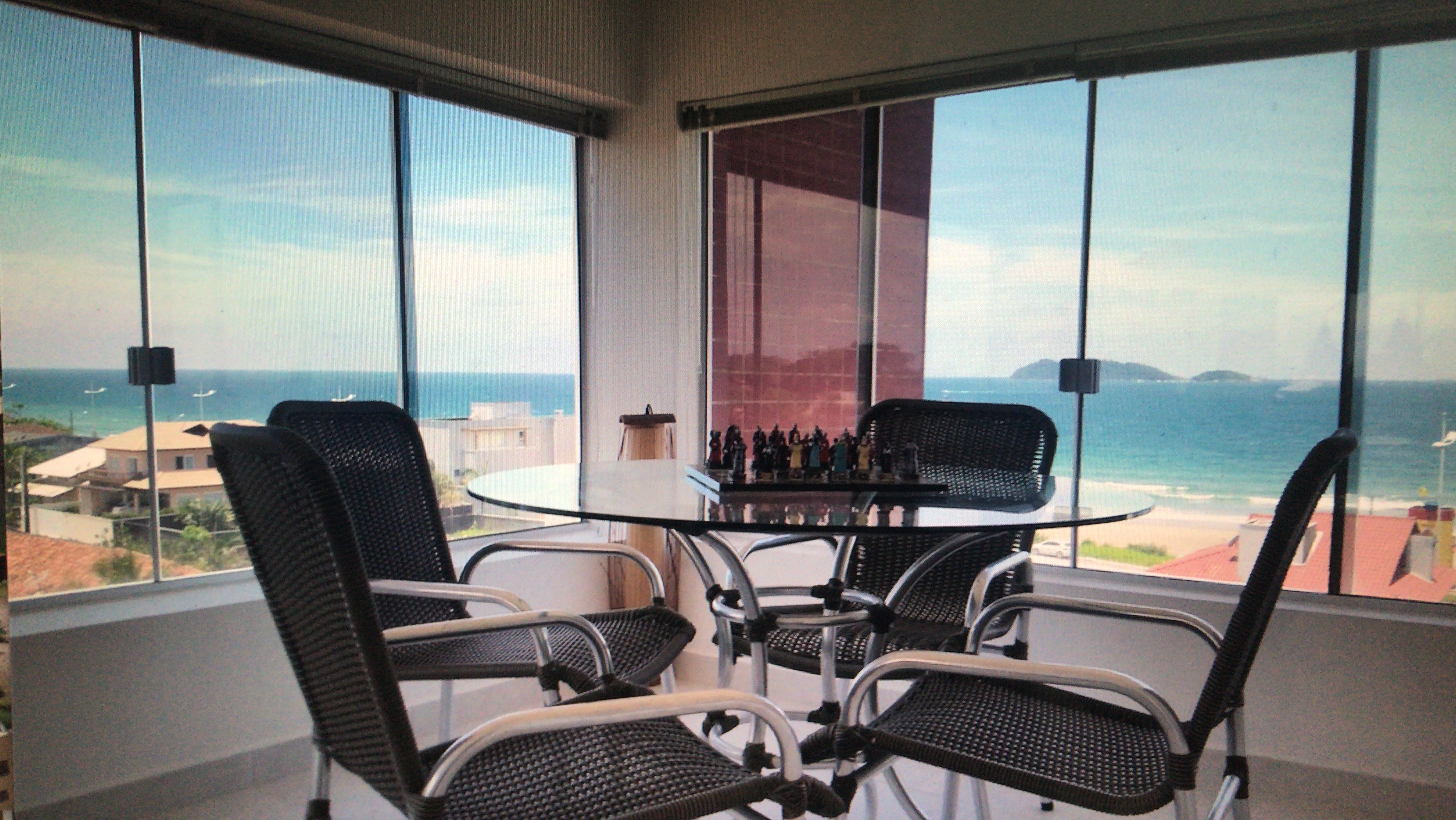 Penthouse - 180° panoramic view of the beach/sea.