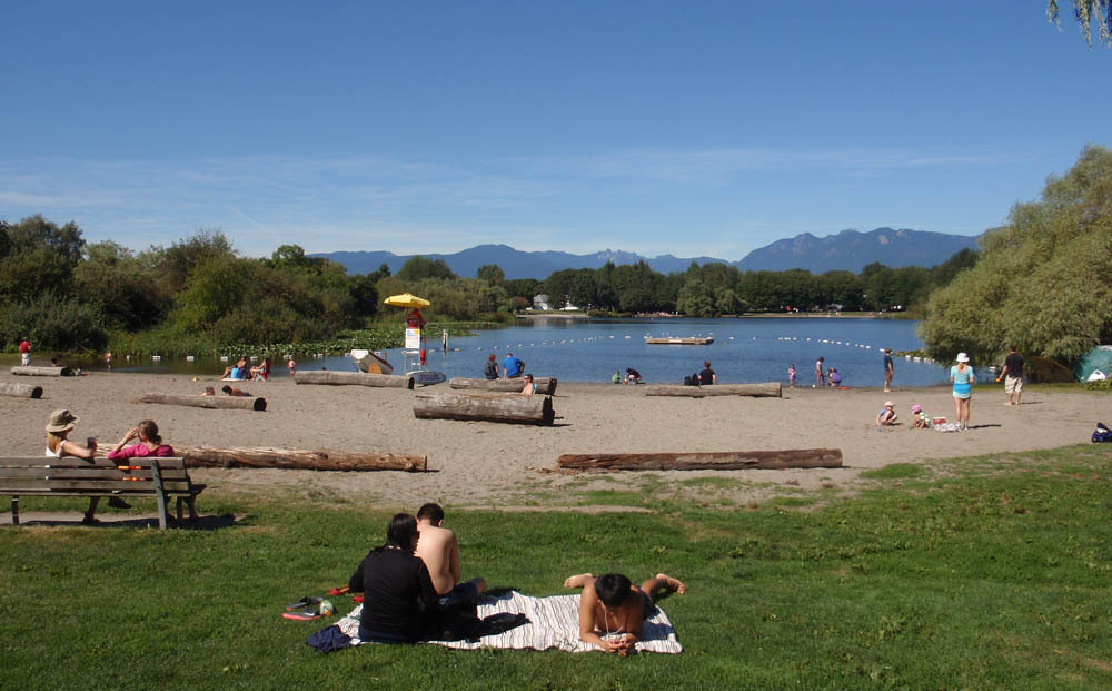 Trout Lake Urban Coach House Guesthouses for Rent in Vancouver