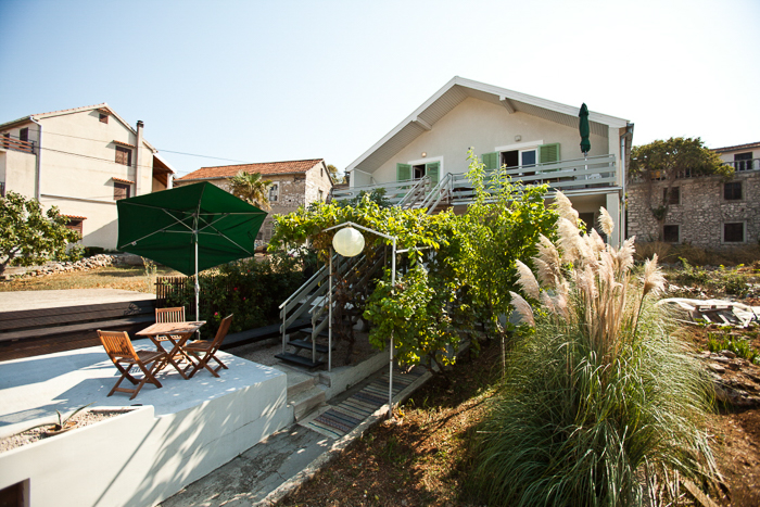Near-beach house in picturesque Croatian village