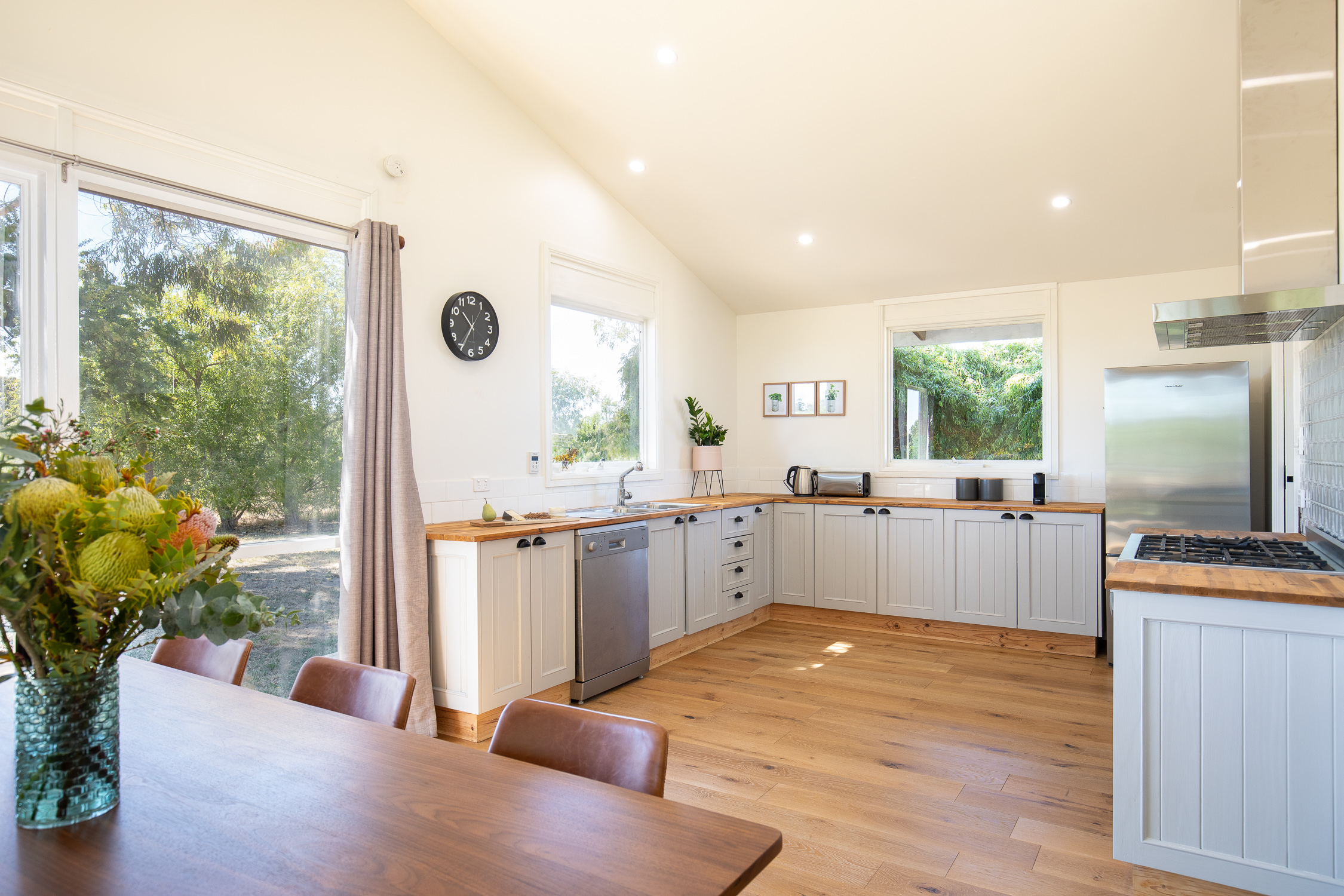 The Winemakers House at The Blok Coonawarra Houses for Rent in Penola