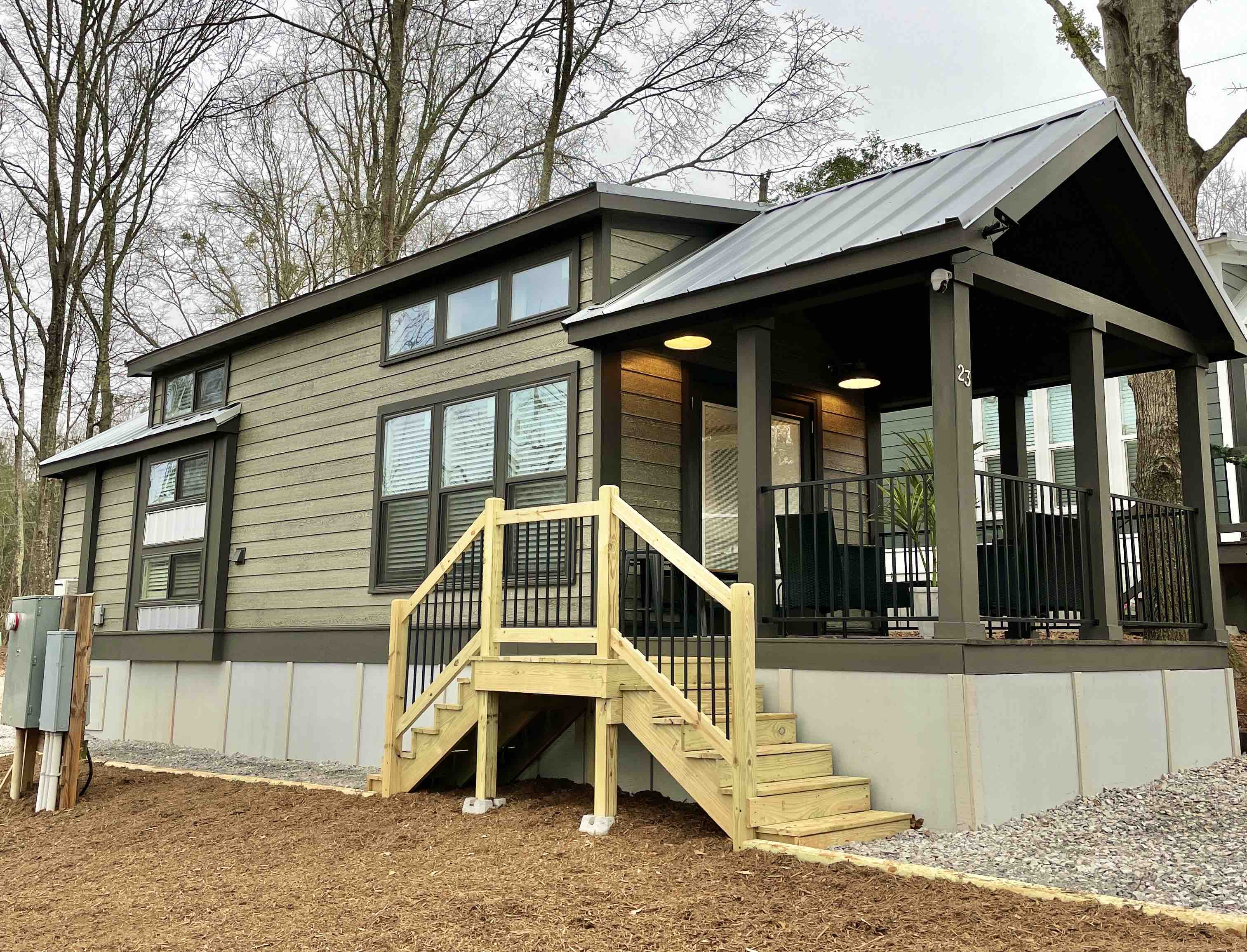 Lakeside Tiny Retreat - Tiny houses for Rent in Greer, South Carolina ...