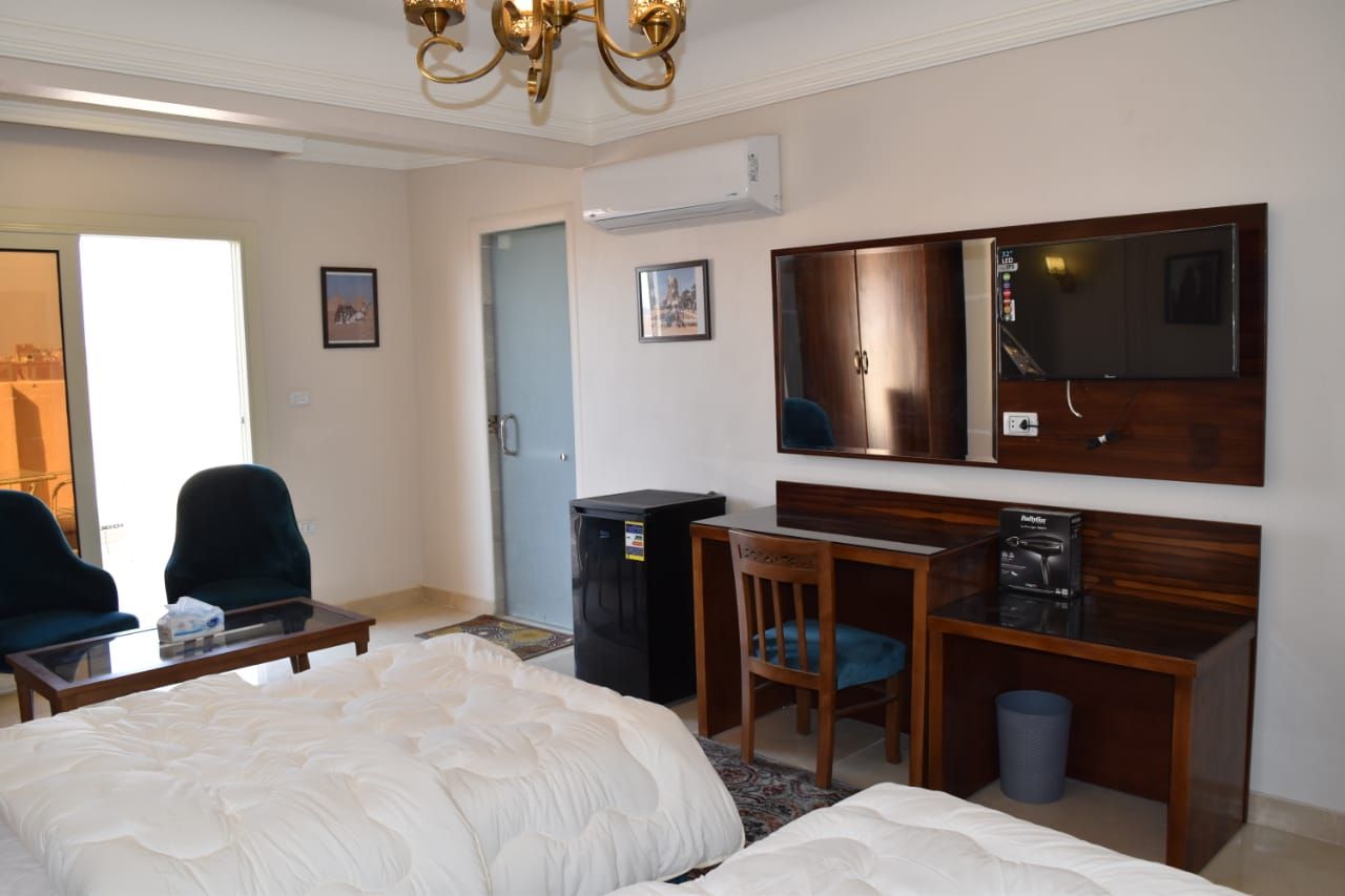 Egypt pyramids view inn