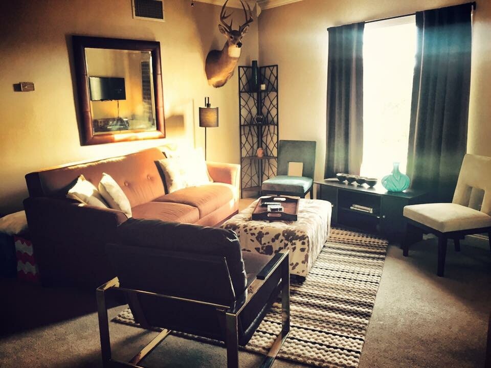 Short term furnished in downtown 6 in District 9, Fort Worth