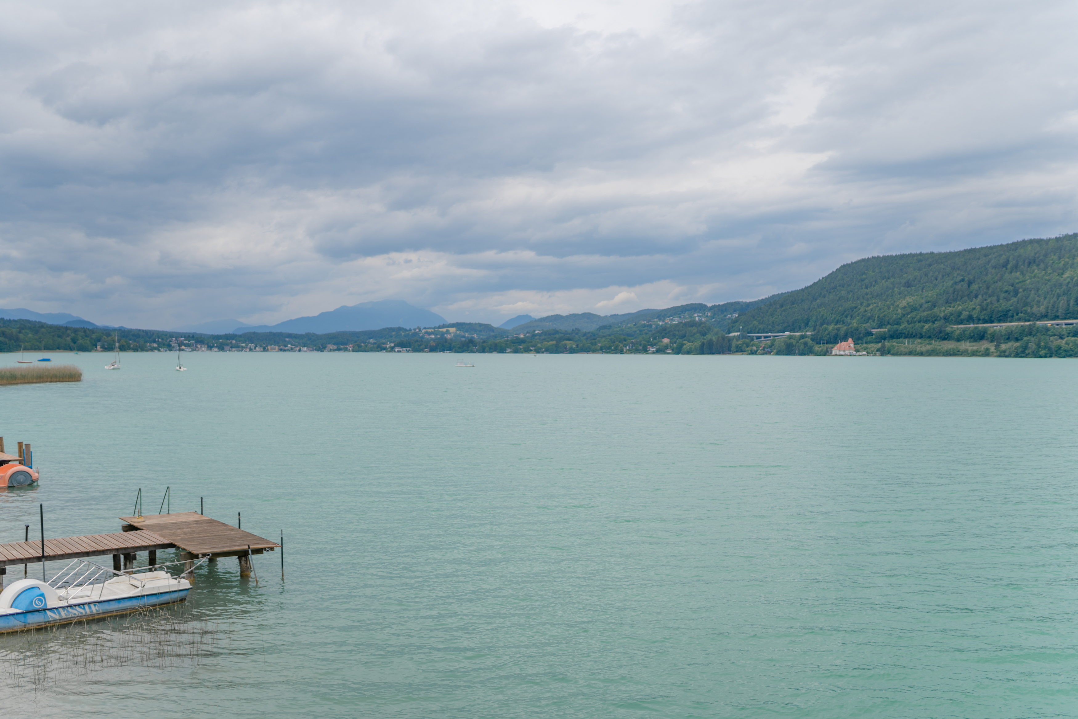 Der Hafnersee (slowenisch Habnarko jezero) ist einer von mehreren Seen im Keutschacher Der Hafnersee verfgt ber zwei Zuflsse, den Rodabach, der Schiefling und Techelweg entwssert, und den Civilisations in Austria and Central Europe using 14C Dating with Accelerator Mass Spectrometry (Homepage). Hafnersee Wikipedia