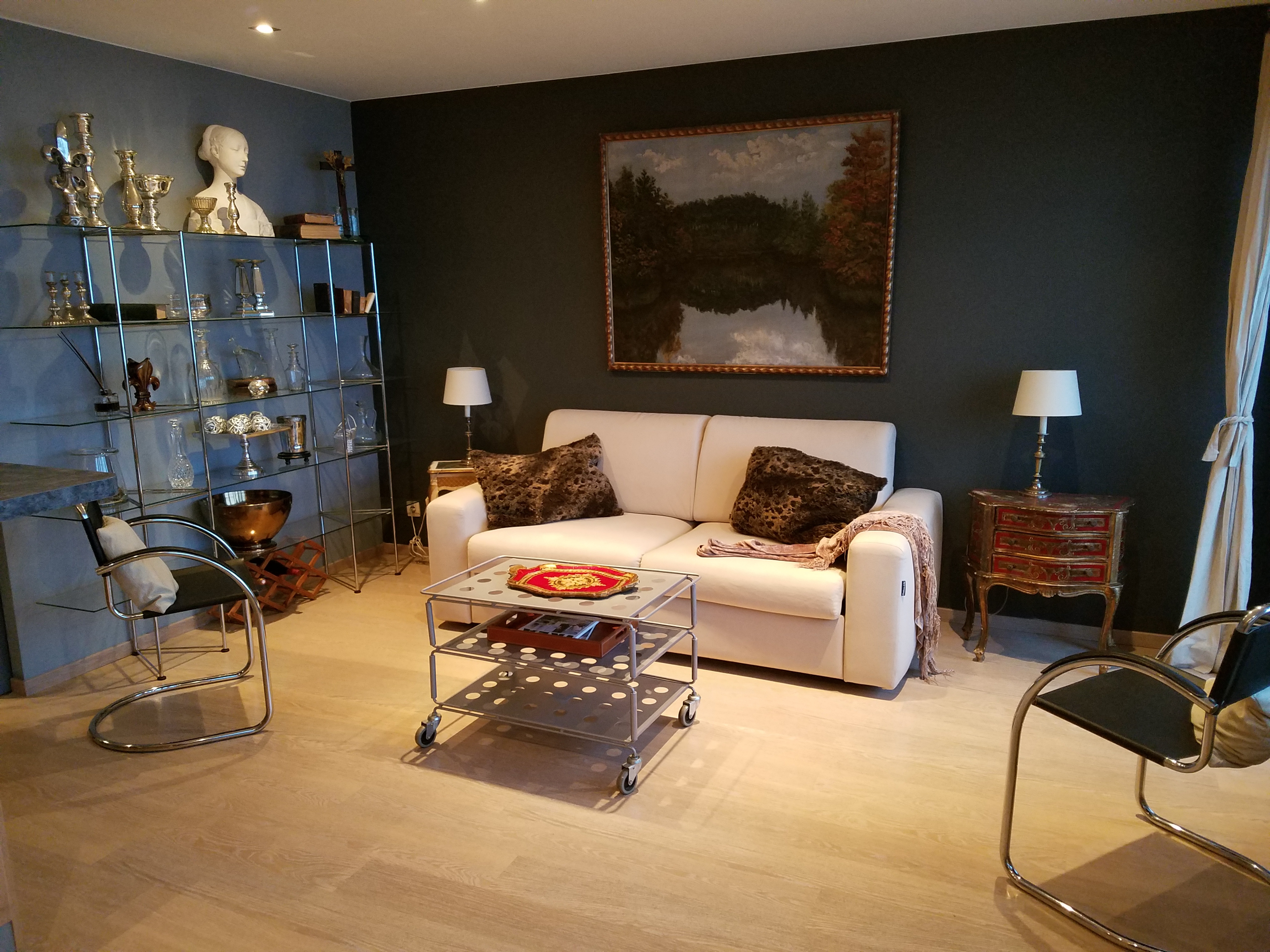 studio brussels 1 month=28% disc in Bruxelles, Brussels