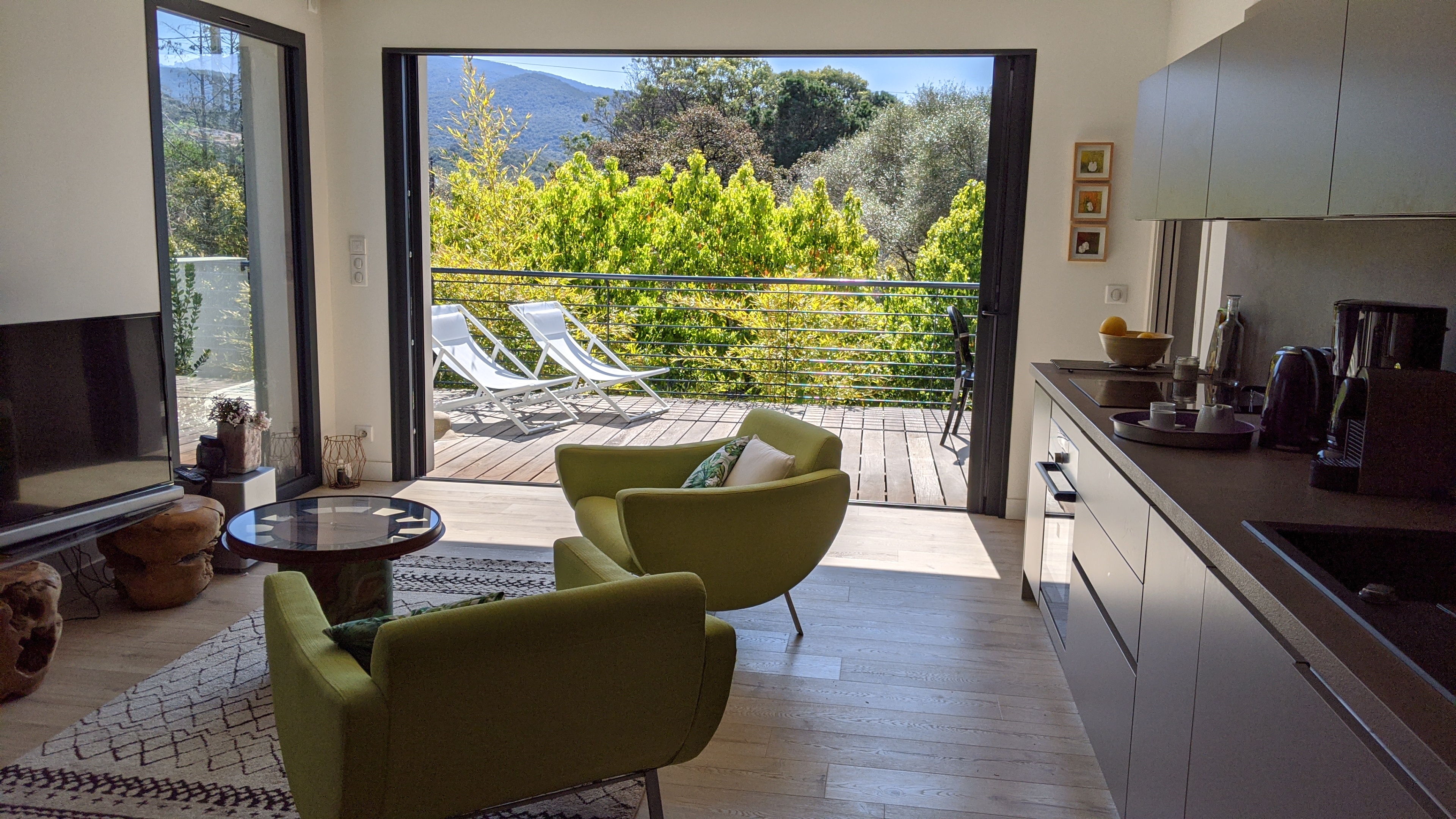Agosta - 50m² modern apartment with terrace