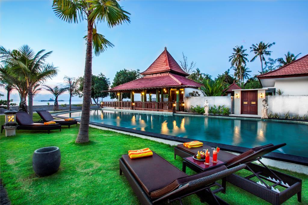 Beach Front Hotel at Lovina Beach North Bali